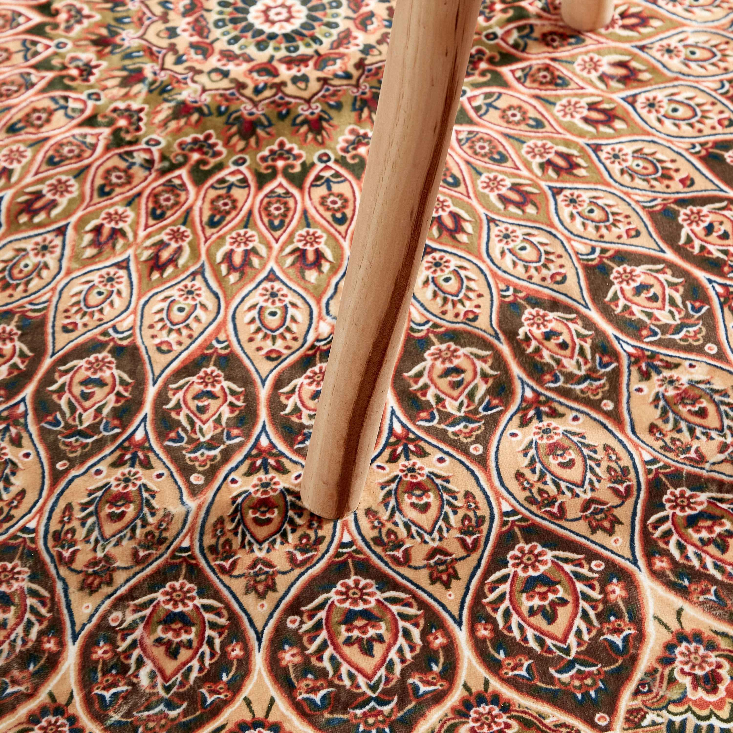 طاولة من ألواح ليفية متوسط الكثافة بطبعات جالي أمبريدج آشر من مشربية - 40x40x43 سم-hbxfurniture-livingroom-endtables-image-3