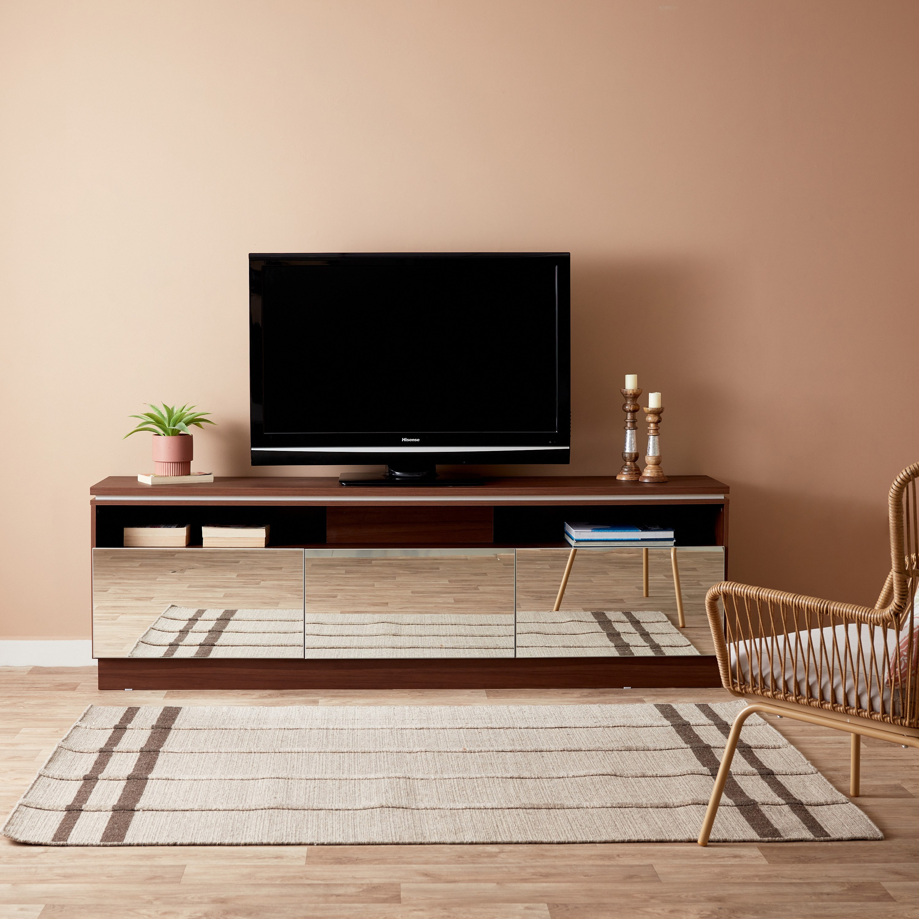 وحدة تلفاز للأجهزة حتى 82 بوصة من ريفلكشن أشتون-hbxlivingroom-mediaunitsandstorage-tvunits-image-9
