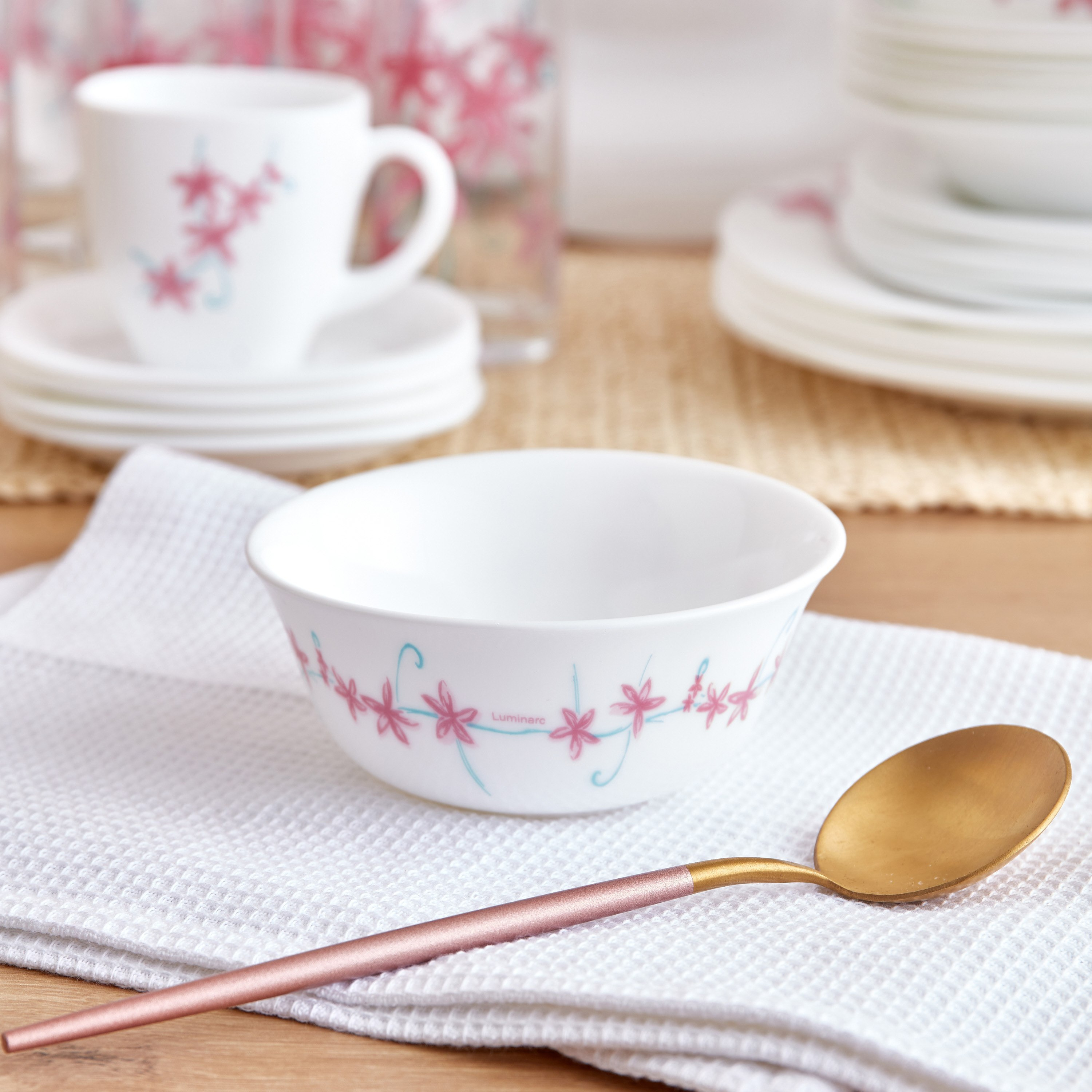 طقم عشاء أوبالوير 46 قطعة نيو كارين مونيرا من لومينارك-hbxhomeware-hbxkitchen-image-3