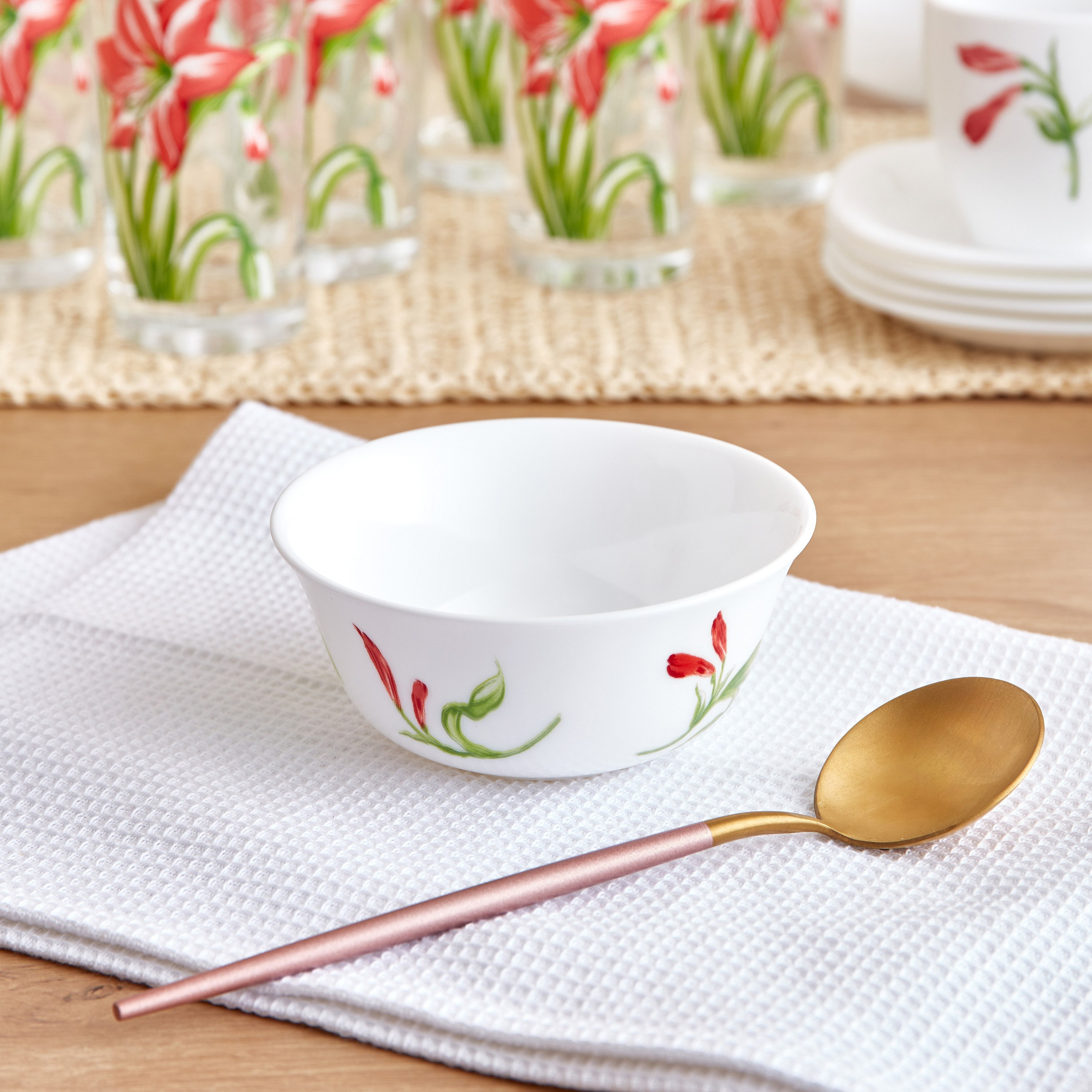طقم عشاء نيو كارين آريس 46 قطعة من لومينارك-hbxhomeware-hbxkitchen-image-3