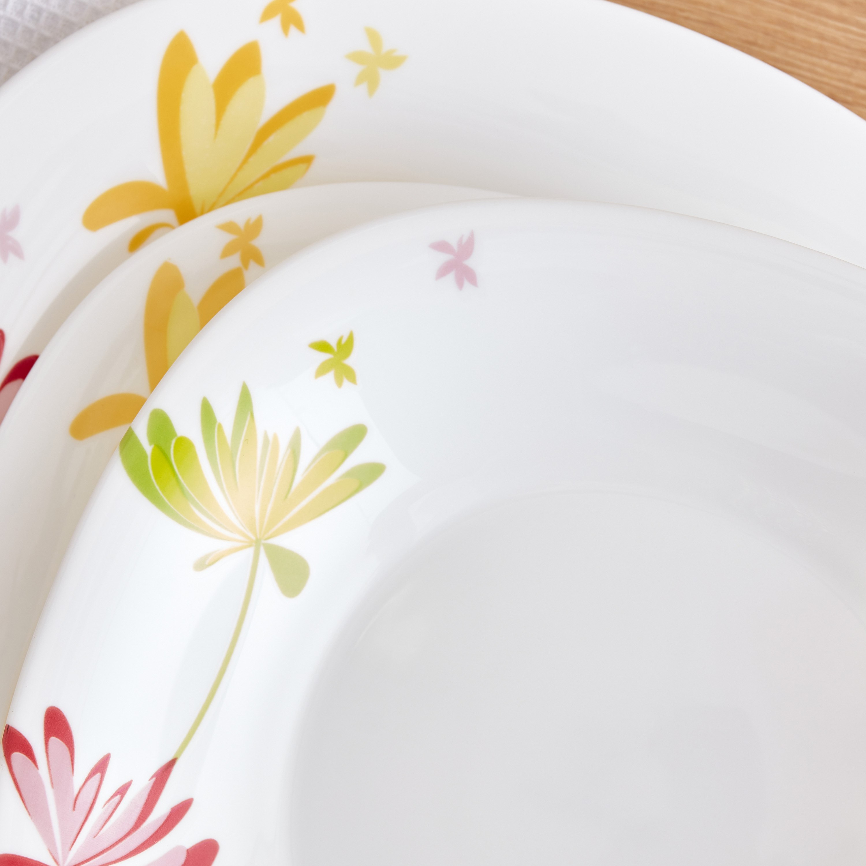 طقم عشاء نيو كارين كريزي فلاور 46 قطعة من لومينارك-hbxhomeware-hbxkitchen-image-10