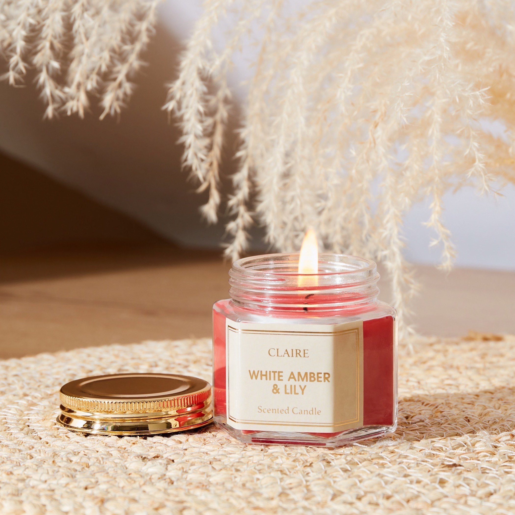 جرة شموع زجاجية برائحة العنبر الأبيض ليلي من كلير - 70 جم-hbxlivingroom-decorandaccessories-candles-image-2