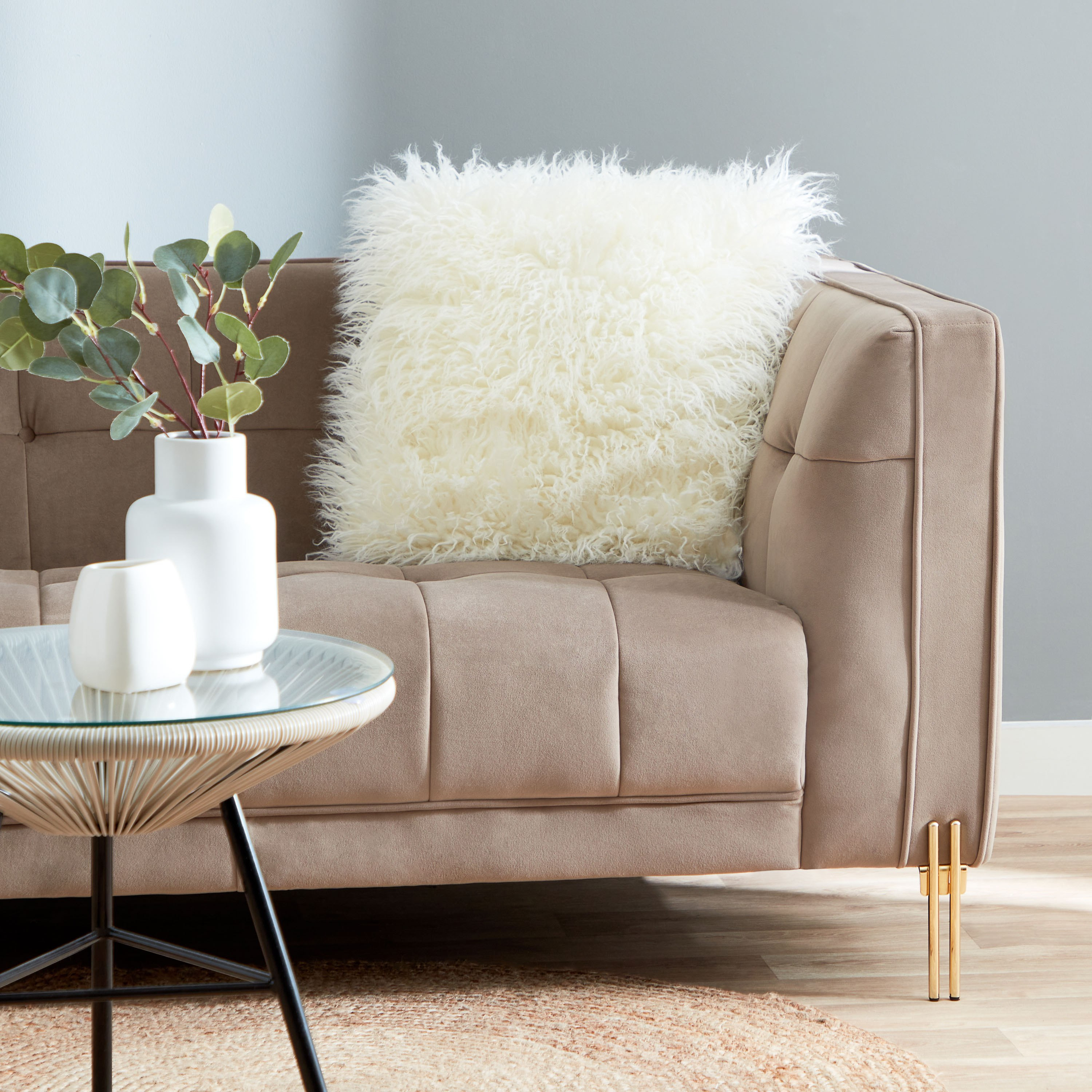 وسادة فرو اصطناعي محشوة من منغوليا - 50x50 سم-hbxlivingroom-furnishings-cushionsandcovers-filledcushions-image-4