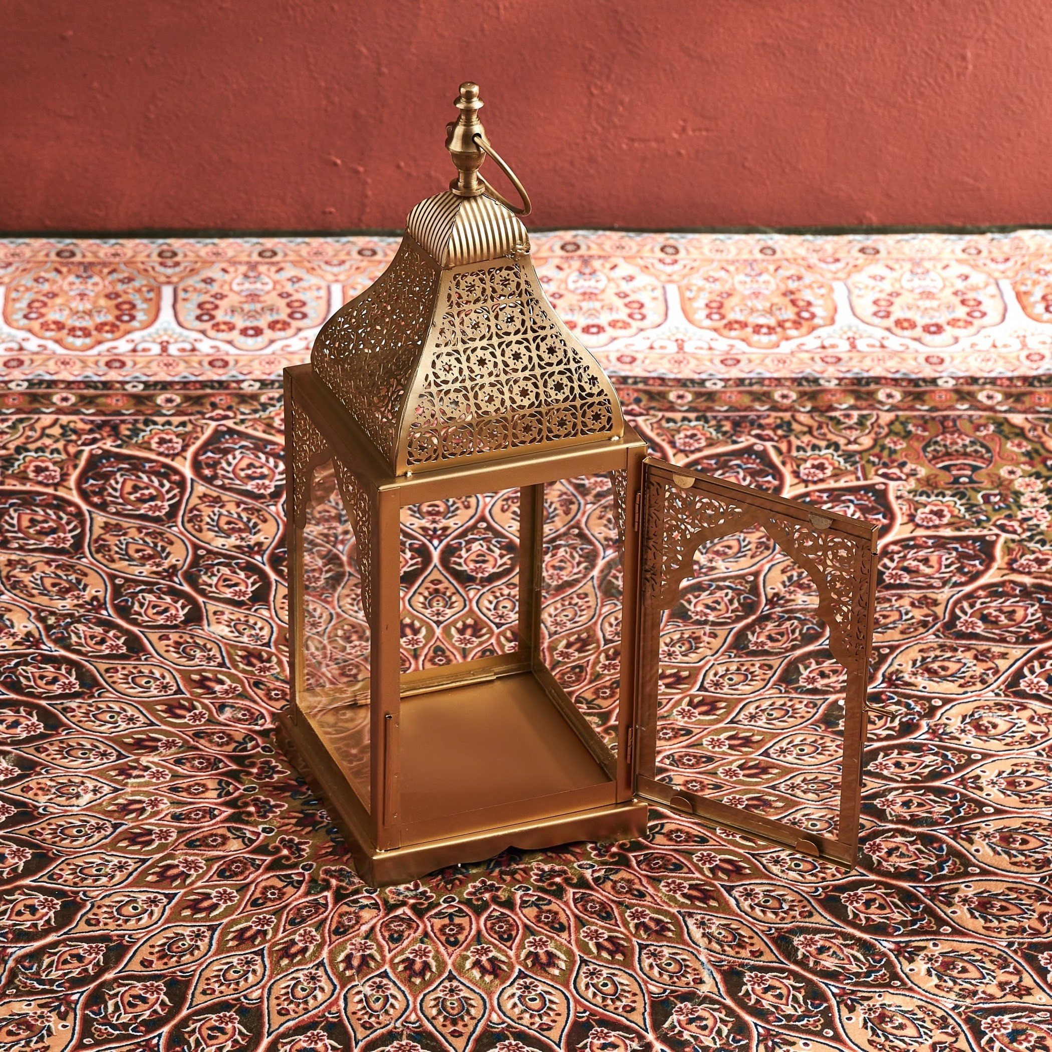 فانوس معدني مربع تقليدي بتفاصيل مفرّغة من مديحة - 18x18x43 سم-PROMO_HB_AE_B1G1_250925-image-3