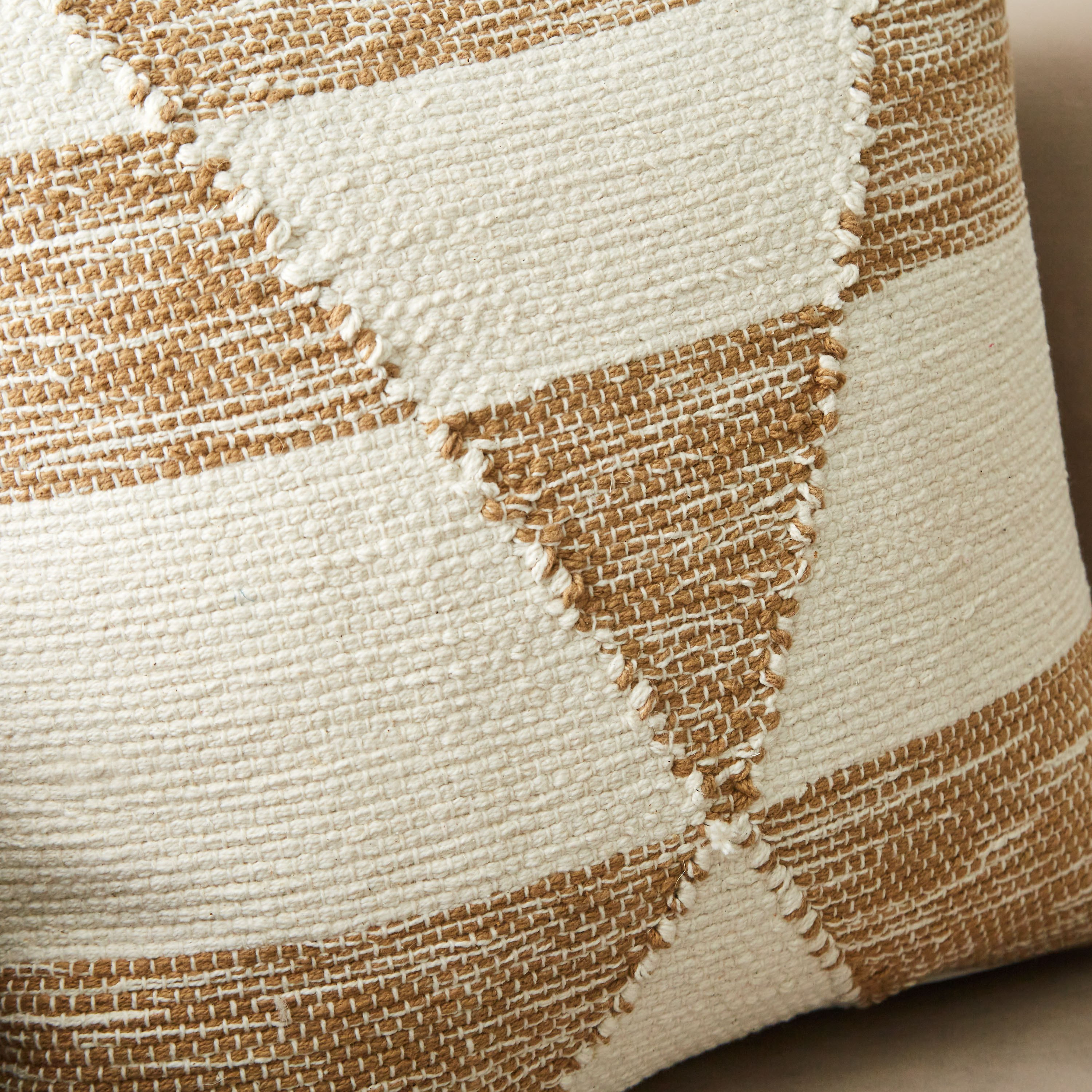 غطاء وسادة من نوماد ليون - 45x45 سم-hbxhomeware-cushionsandcovers-cushioncovers-image-2