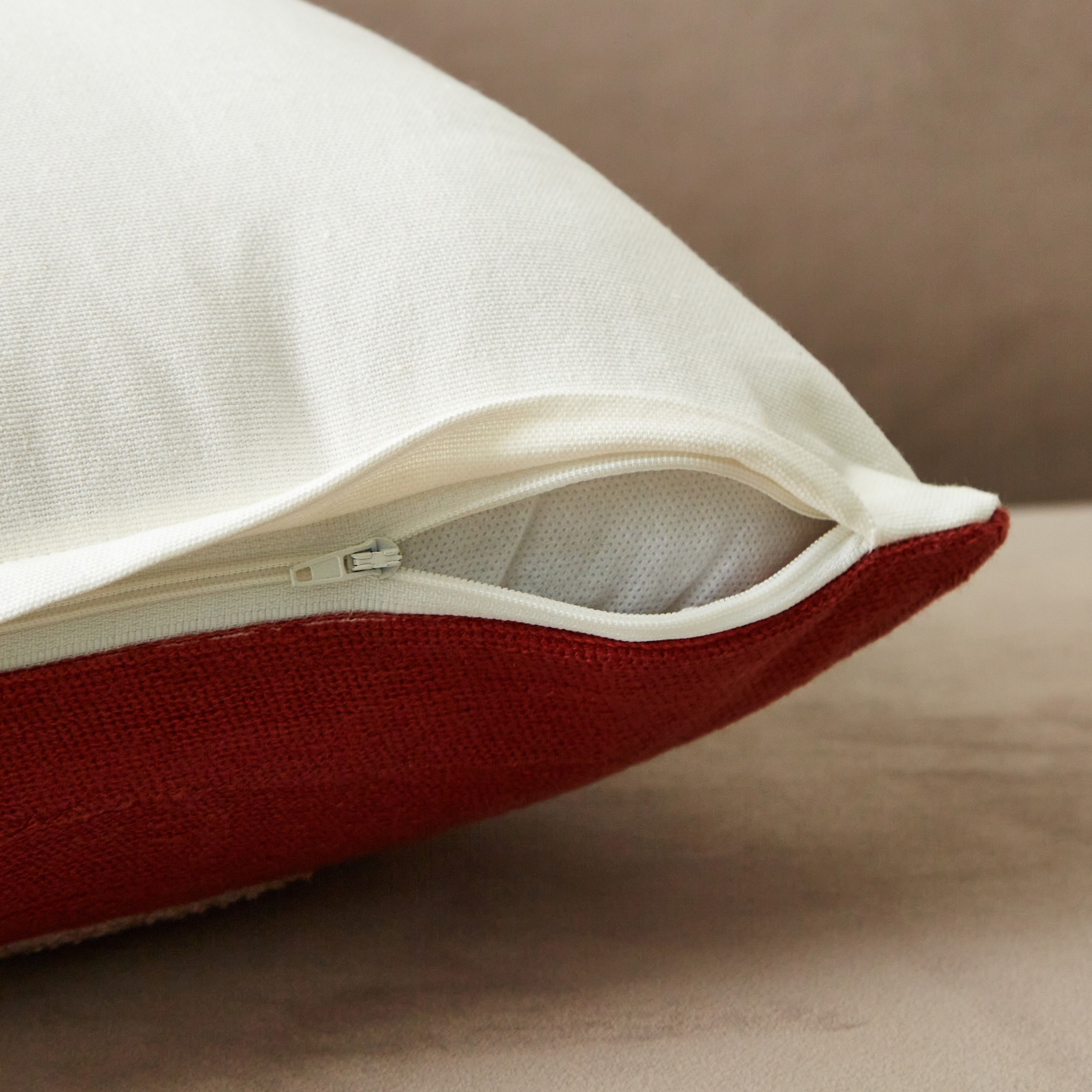 وسادة محشوة سارة من إيرلاين - 30x50 سم-hbxlivingroom-furnishings-cushionsandcovers-filledcushions-image-3