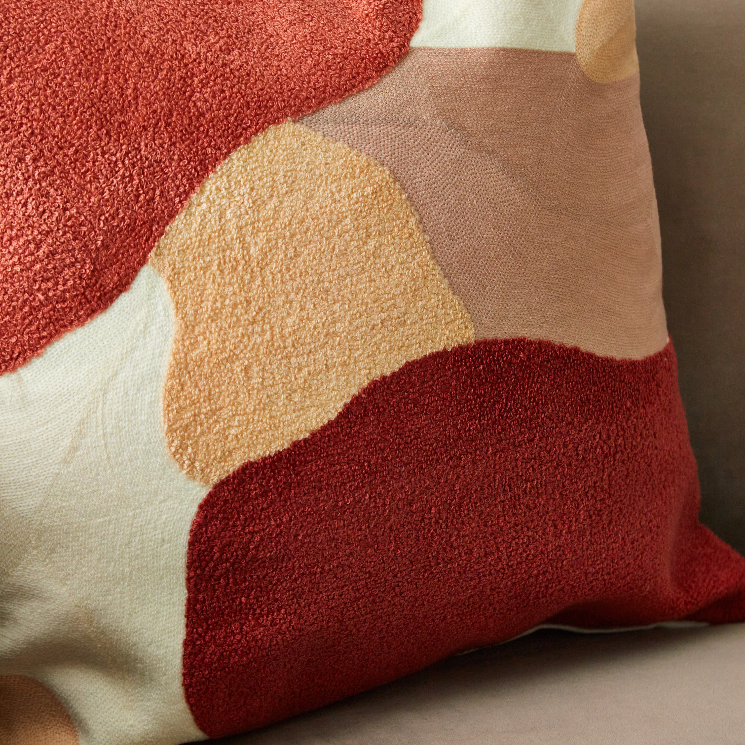 وسادة محشوة ليني من إيرلاين - 45x45 سم-hbxlivingroom-furnishings-cushionsandcovers-filledcushions-image-2
