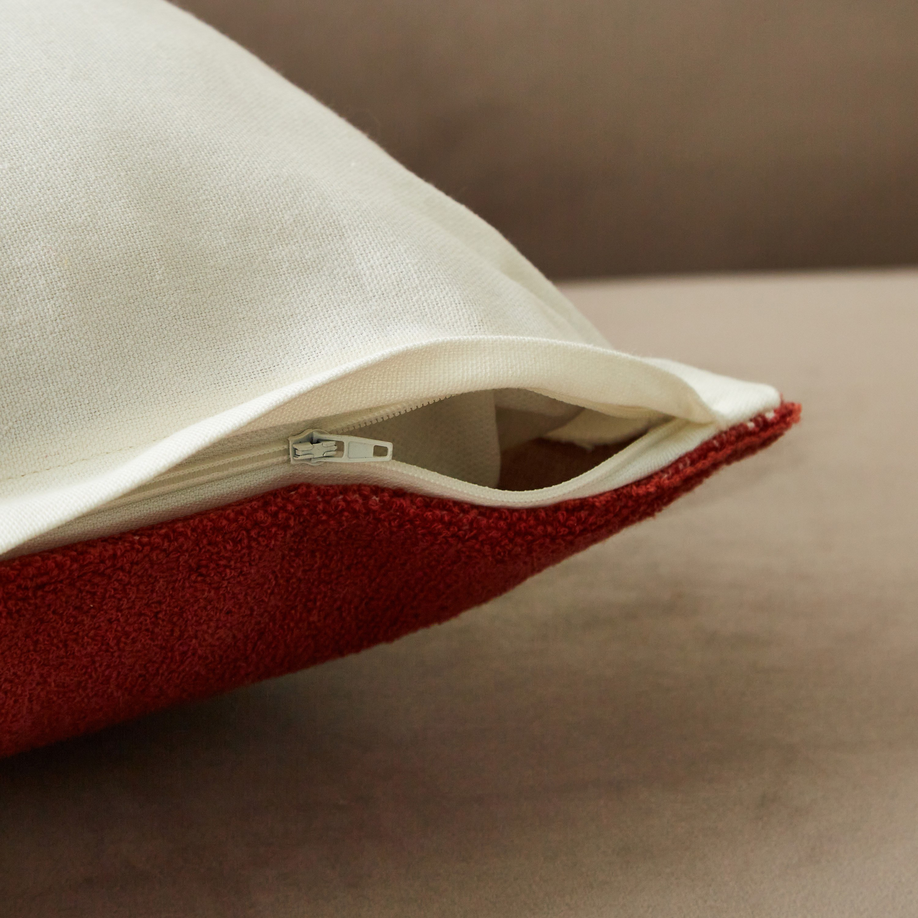 وسادة محشوة سيرا من إيرلاين - 45x45 سم-hbxlivingroom-furnishings-cushionsandcovers-filledcushions-image-3
