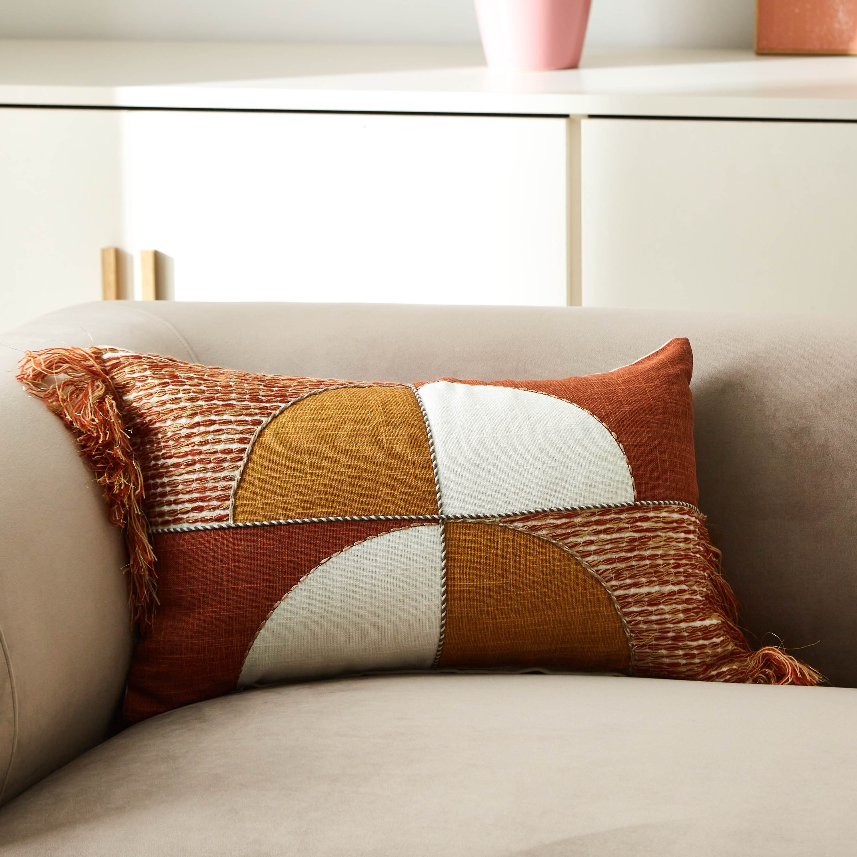 وسادة محشوة أدونيس من آرون - 30x50 سم-hbxlivingroom-furnishings-cushionsandcovers-filledcushions-image-1