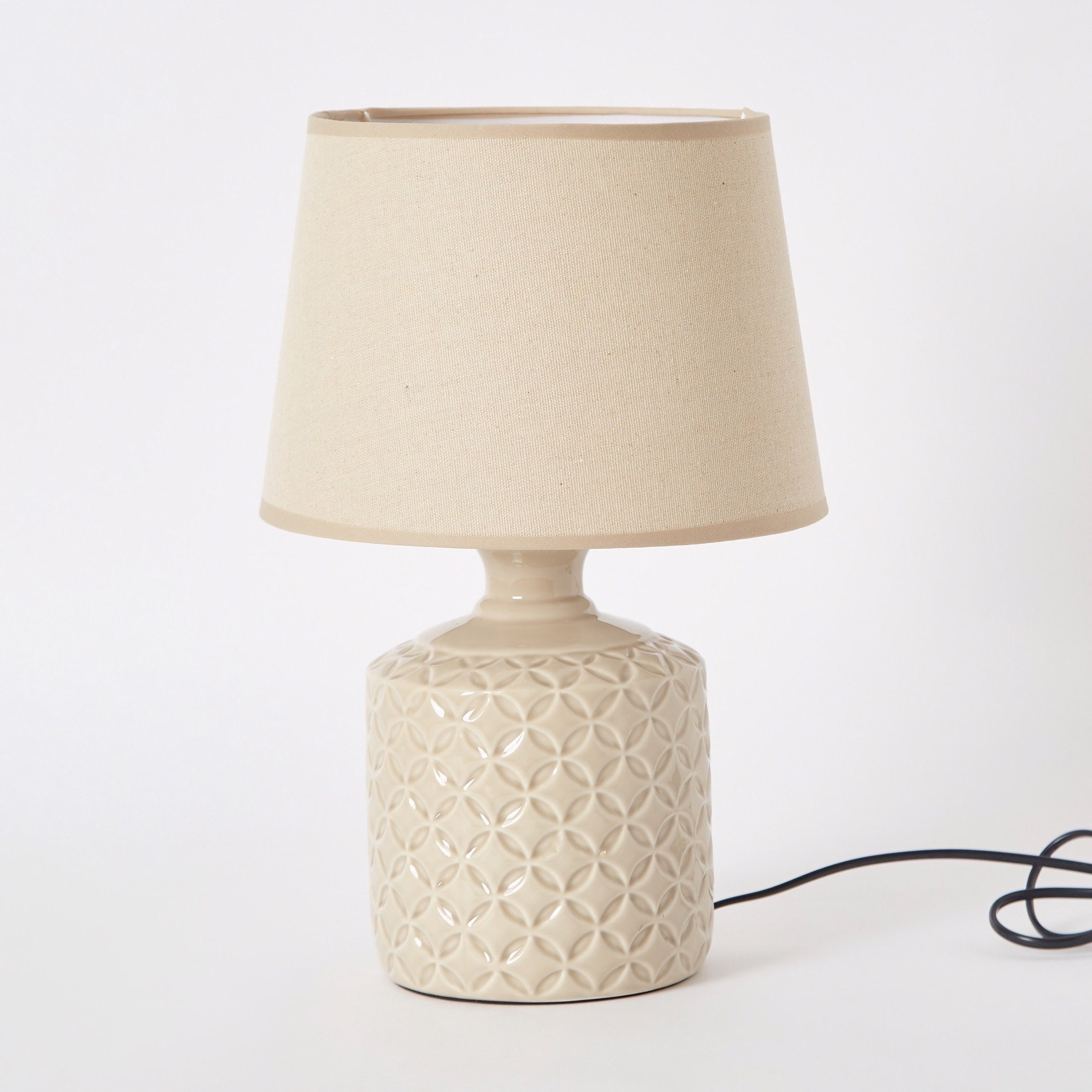 مصباح طاولة سيراميك بغطاء أبيض من ألور - 25x25x42 سم-hbxlivingroom-lighting-tablelamps-image-6