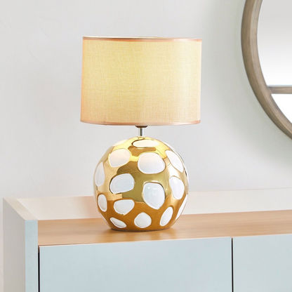 مصباح طاولة سيراميك بقاعدة بتصميم كرة قدم من ألور - 25x25x42 سم