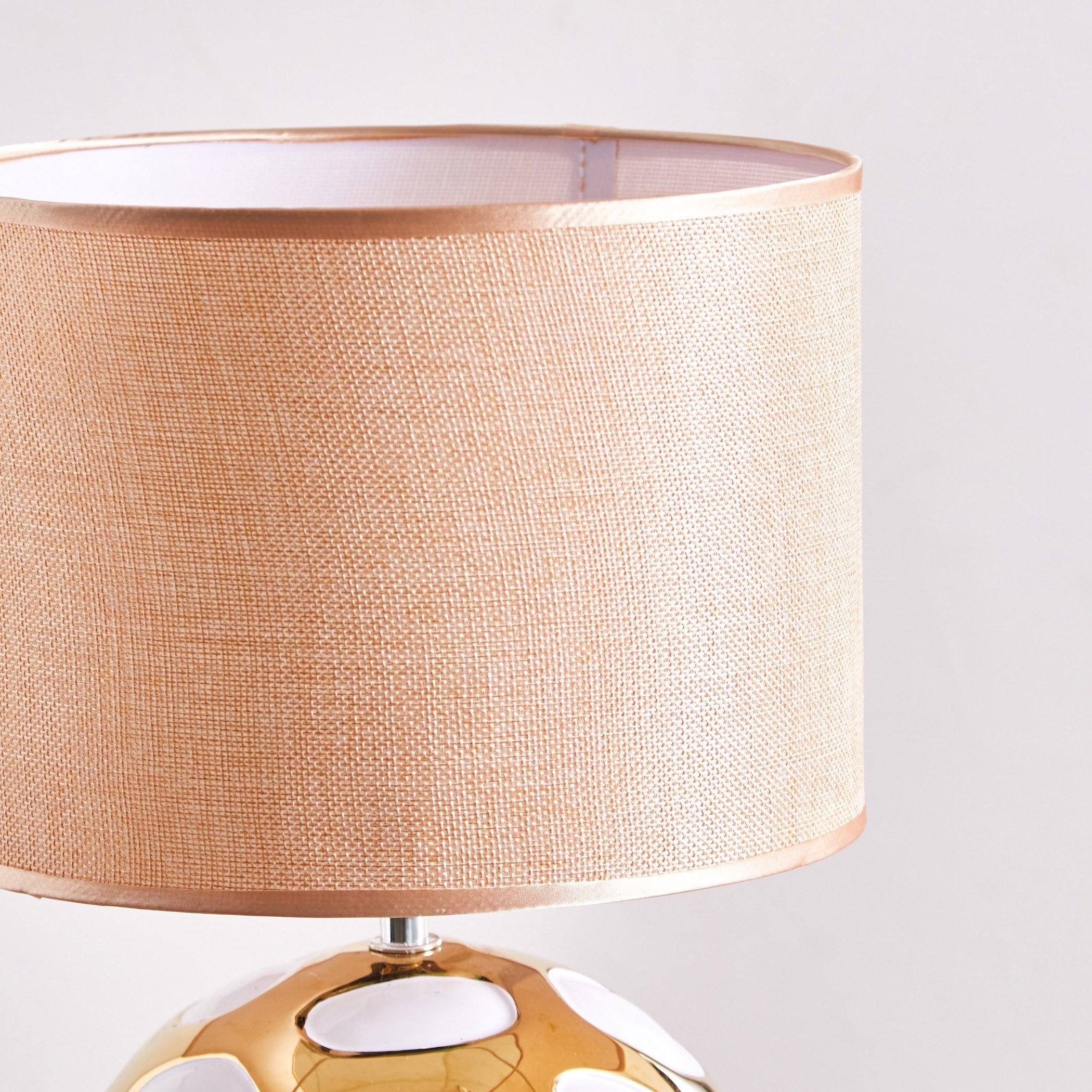 Allure Ceramic Table Lamp with Football Design Base - 25x25x42 cm-hbxlivingroom-lighting-tablelamps-image-3