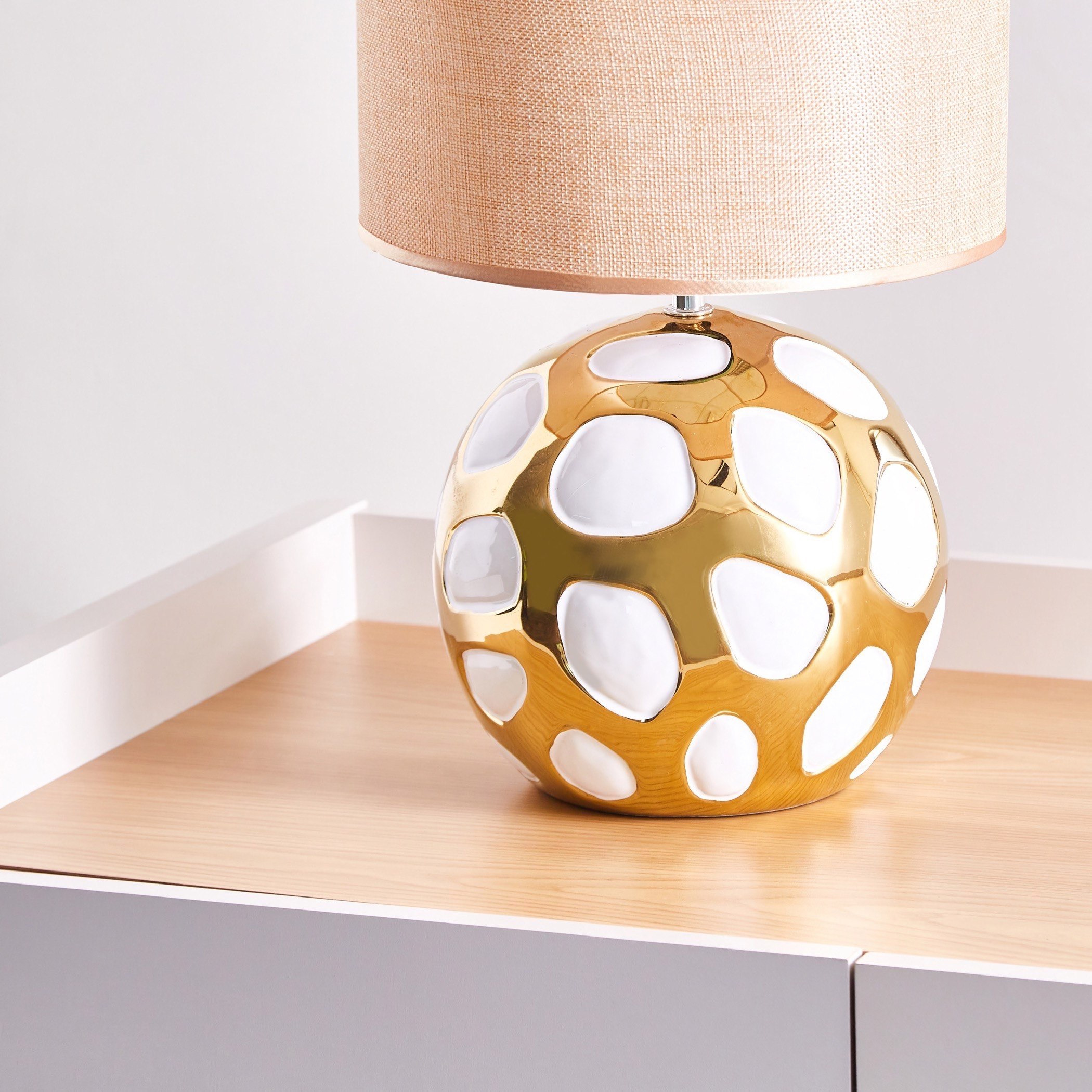 Allure Ceramic Table Lamp with Football Design Base - 25x25x42 cm-hbxlivingroom-lighting-tablelamps-image-4