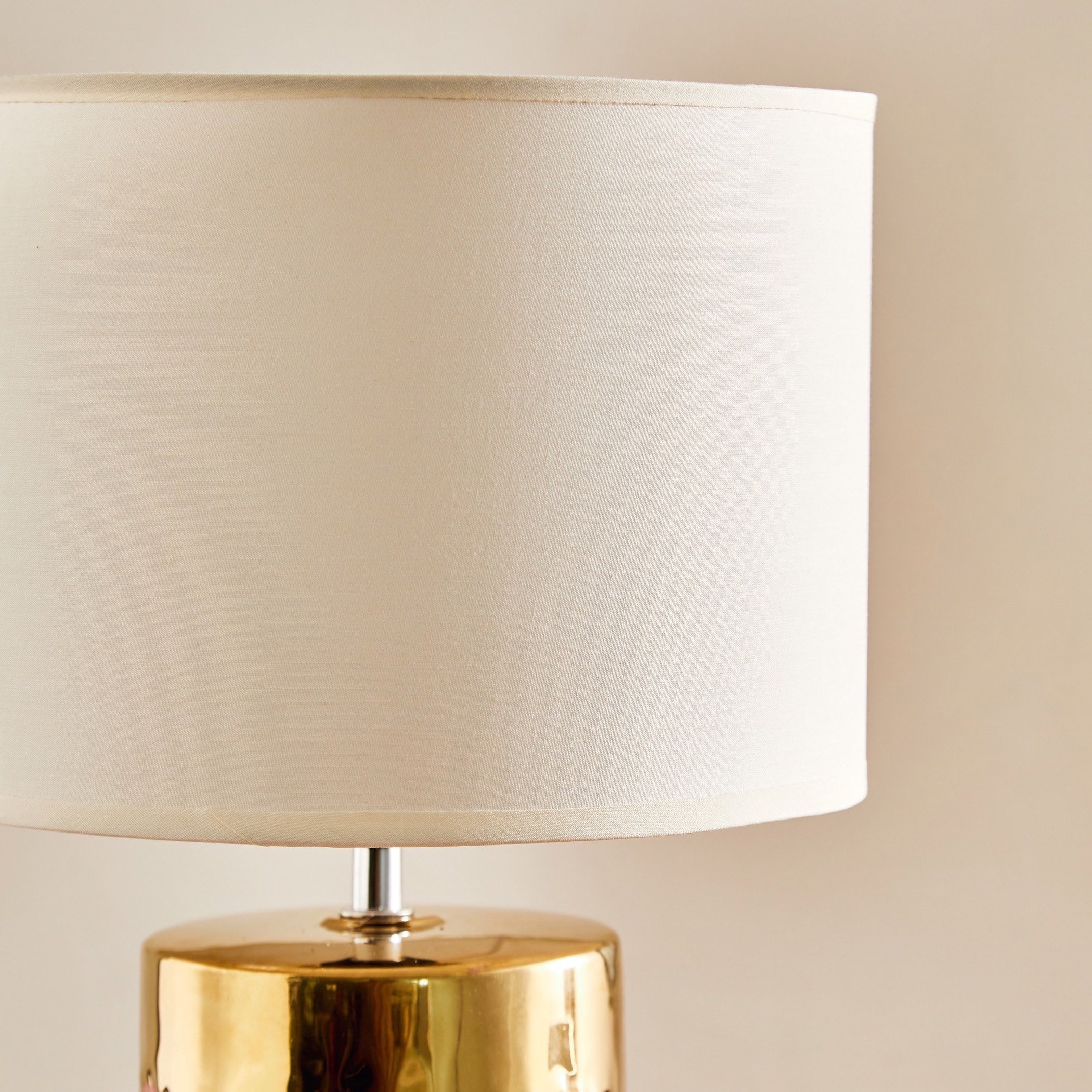 مصباح طاولة سيراميك بقاعدة من ألور - 25x25x49 سم-hbxlivingroom-lighting-tablelamps-image-4