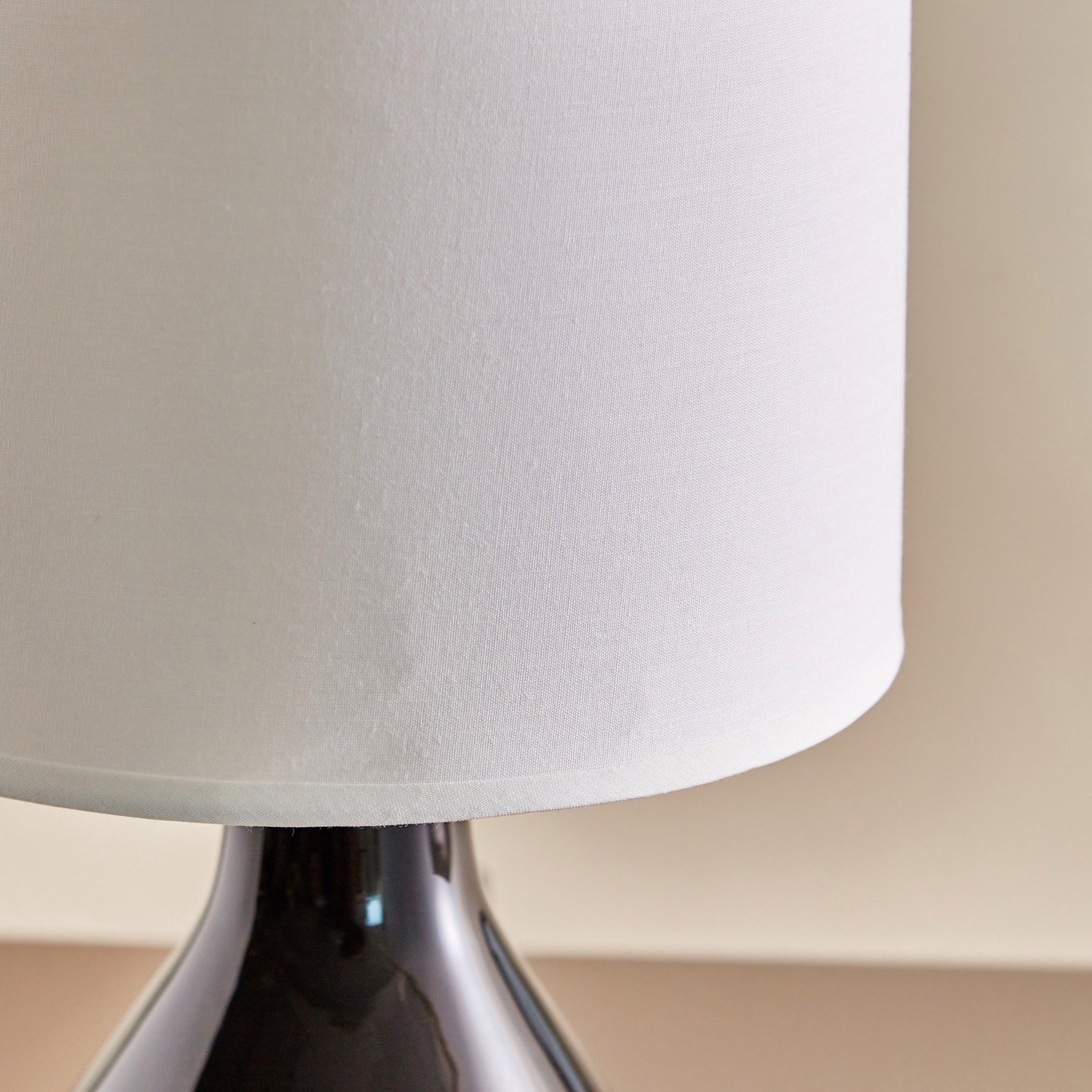 مصباح طاولة سيراميك من ألور - 20x20x37 سم-hbxlivingroom-lighting-tablelamps-image-4