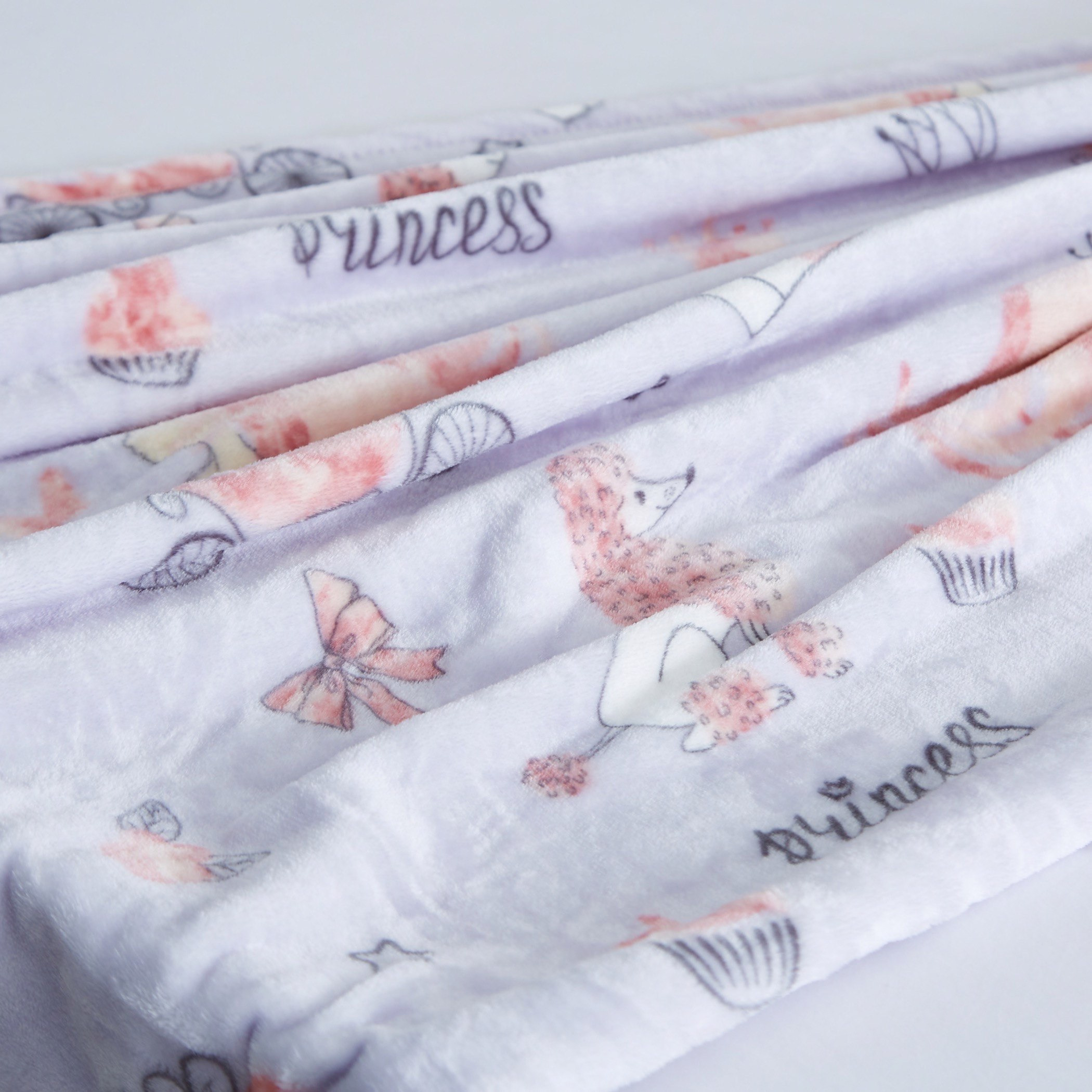 بطانية فردية بطبعات أميرات من سكويجل - 150x105 سم-hbxhomeware-hbxkidsandyouth-image-4