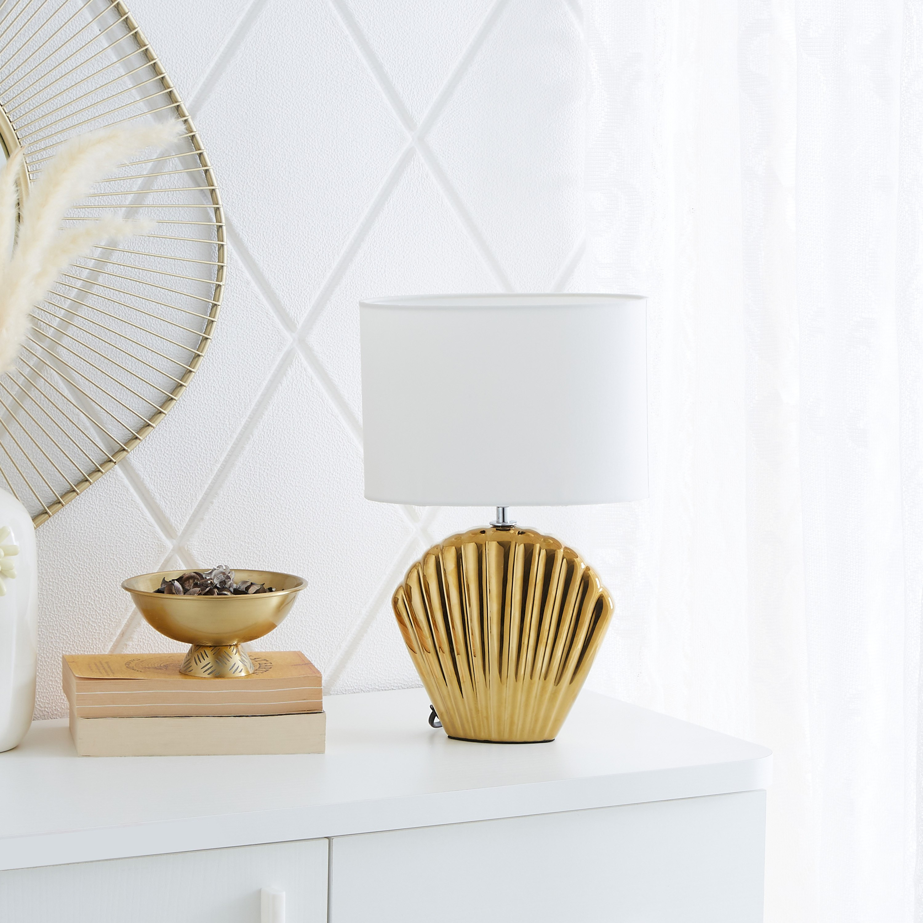 مصباح طاولة بقاعدة سيراميك بتصميم تاج من نوفيلتي- 25x15x36 سم-hbxlivingroom-lighting-tablelamps-image-4