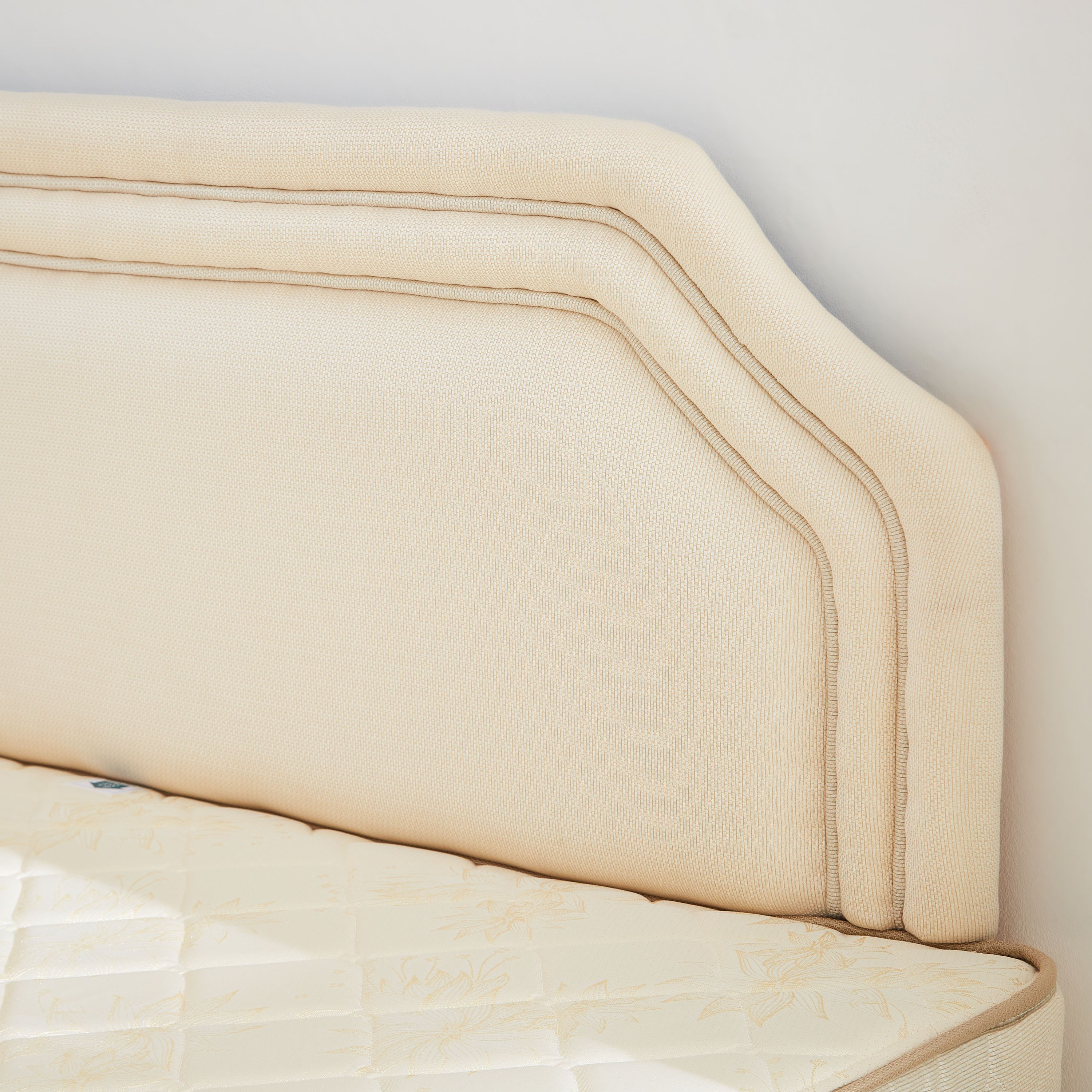 سرير ديفان كوين بمرتبة ولوح رأسي 3 قطع من آي ألتوس - 150x200 سم -hbxfurniture-bedsandbedsets-beds-image-5