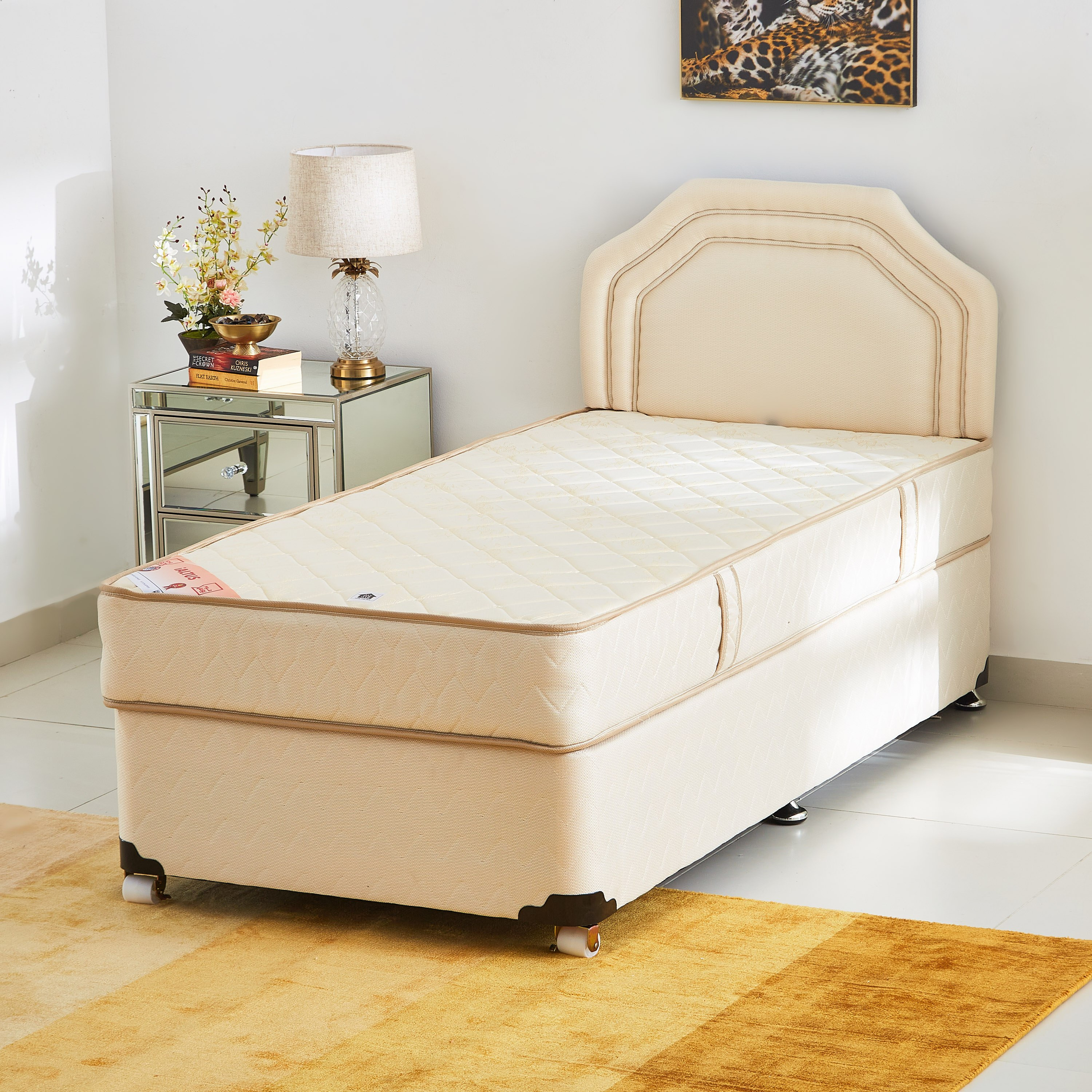 Double divan deals with mattress