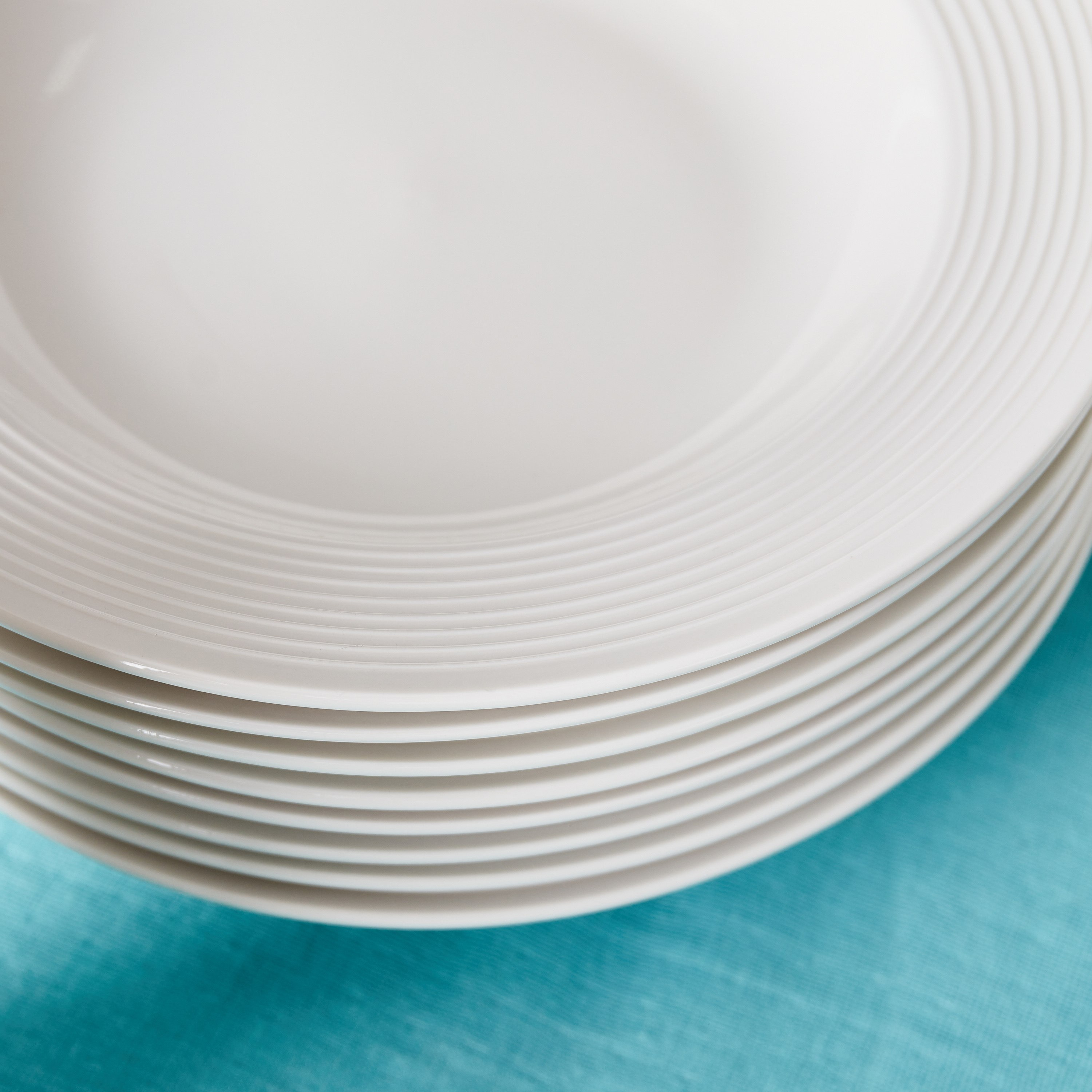 طقم عشاء بورسلان منقوش من إيثان - 40 قطعة-hbxhomeware-hbxkitchen-image-5