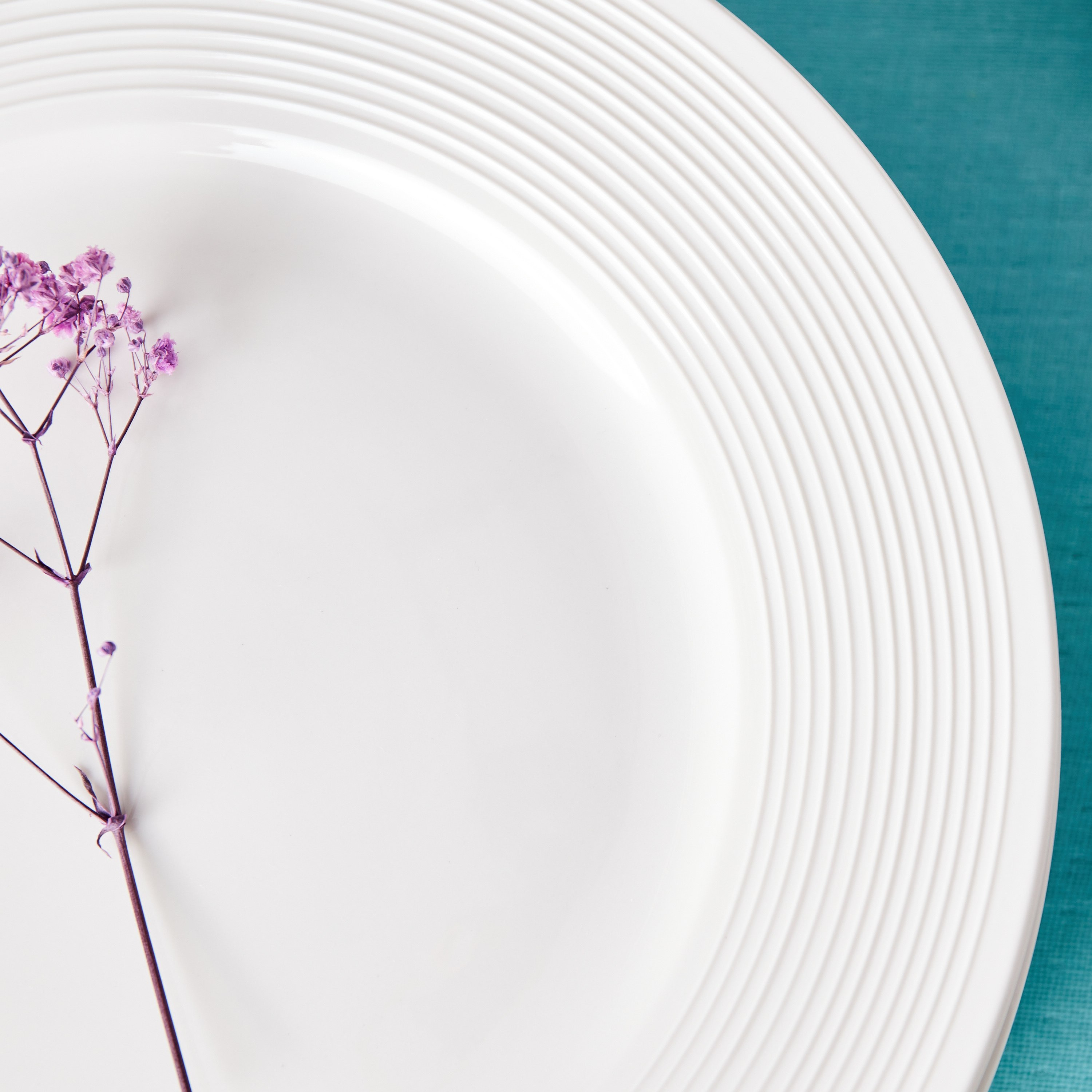 طقم عشاء بورسلان منقوش من إيثان - 40 قطعة-hbxhomeware-hbxkitchen-image-6