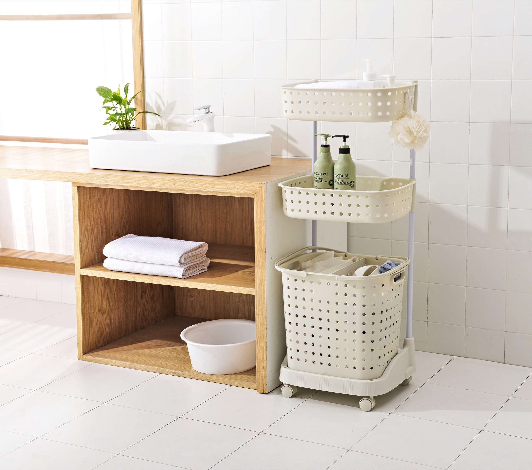 سلة غسيل ترولي بـ3 طوابق بعجلات من نيو - 44x32.5x103 سم-hbxbathroom-bathroomstorage-laundryhampers-image-1