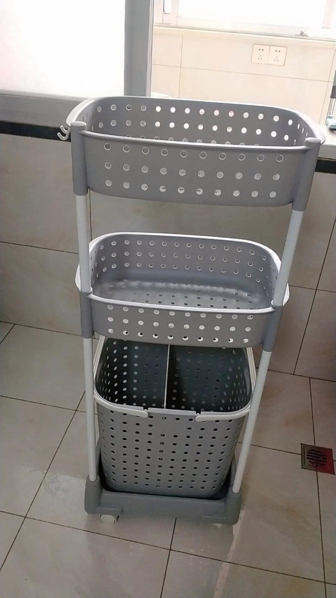 Neo 3-Tier Laundry Basket Trolley with Wheels - 44x32.5x103 cm-hbxbathroom-bathroomstorage-laundryhampers-image-3