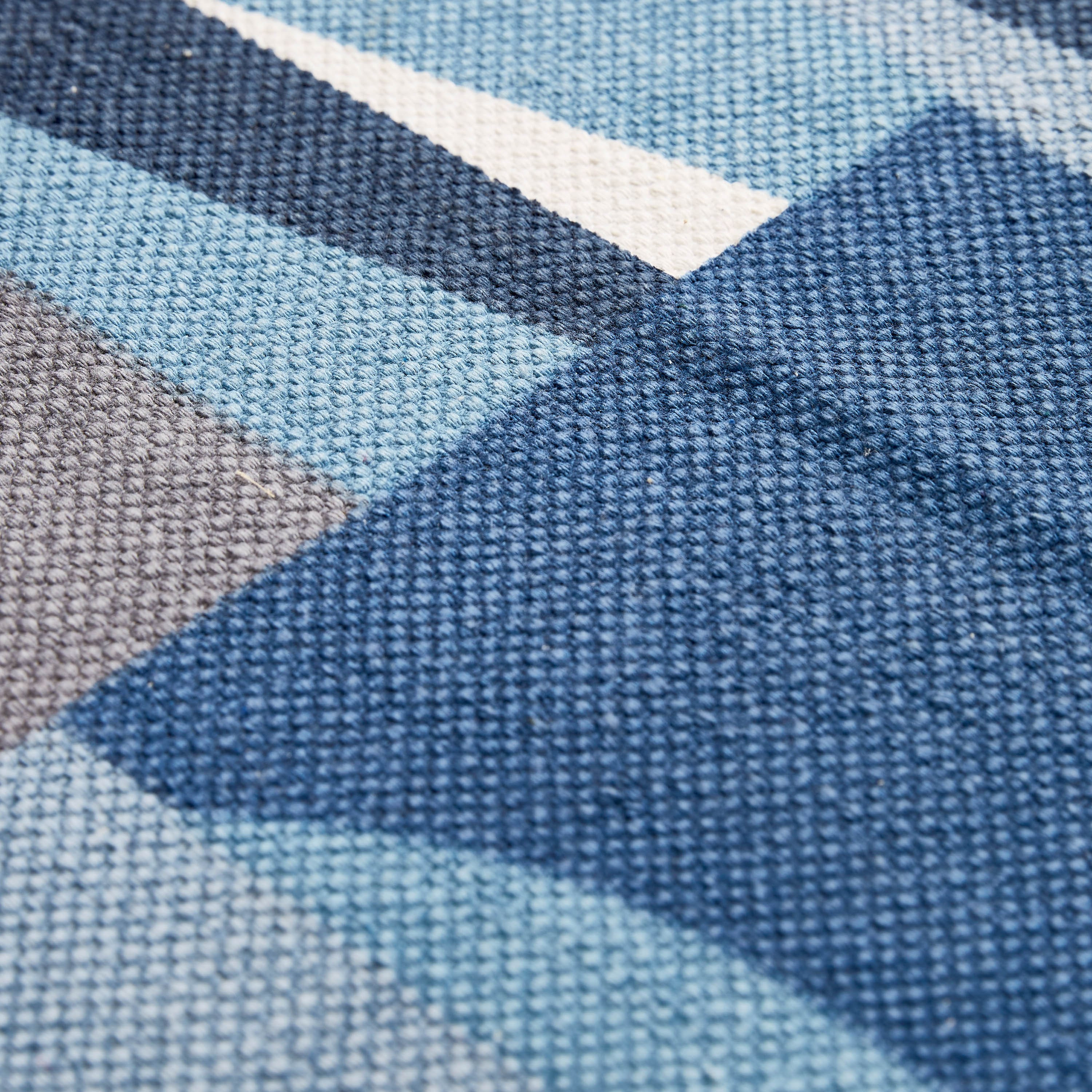 سجادة دوري قطن من أوليفر مارتن - 60x90 سم-hbxdecorandfurnishings-floorcoverings-rugs-image-3