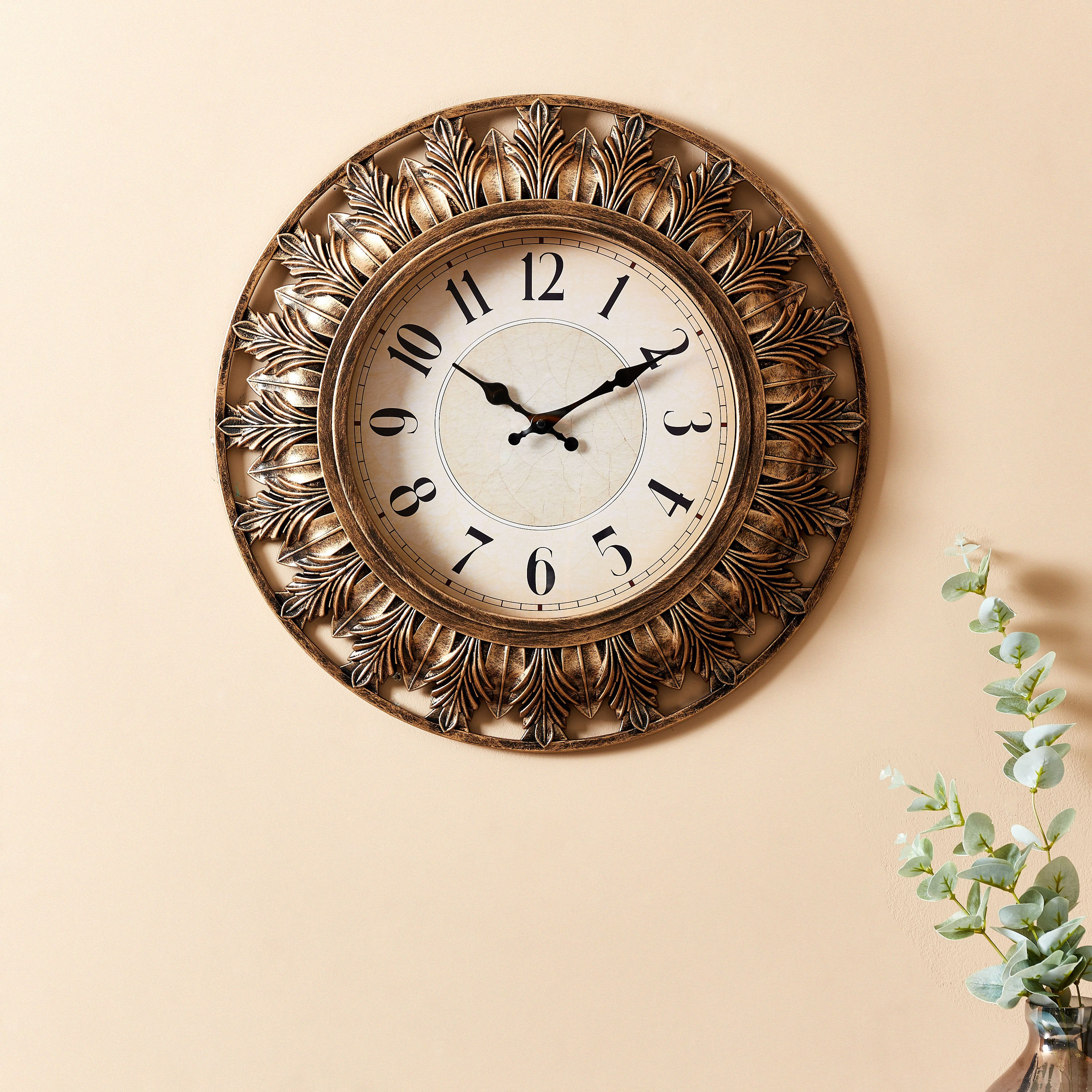 Delphine Wall Clock with Cut Work Border-hbxdiningroom-decorandaccessories-clocks-image-1