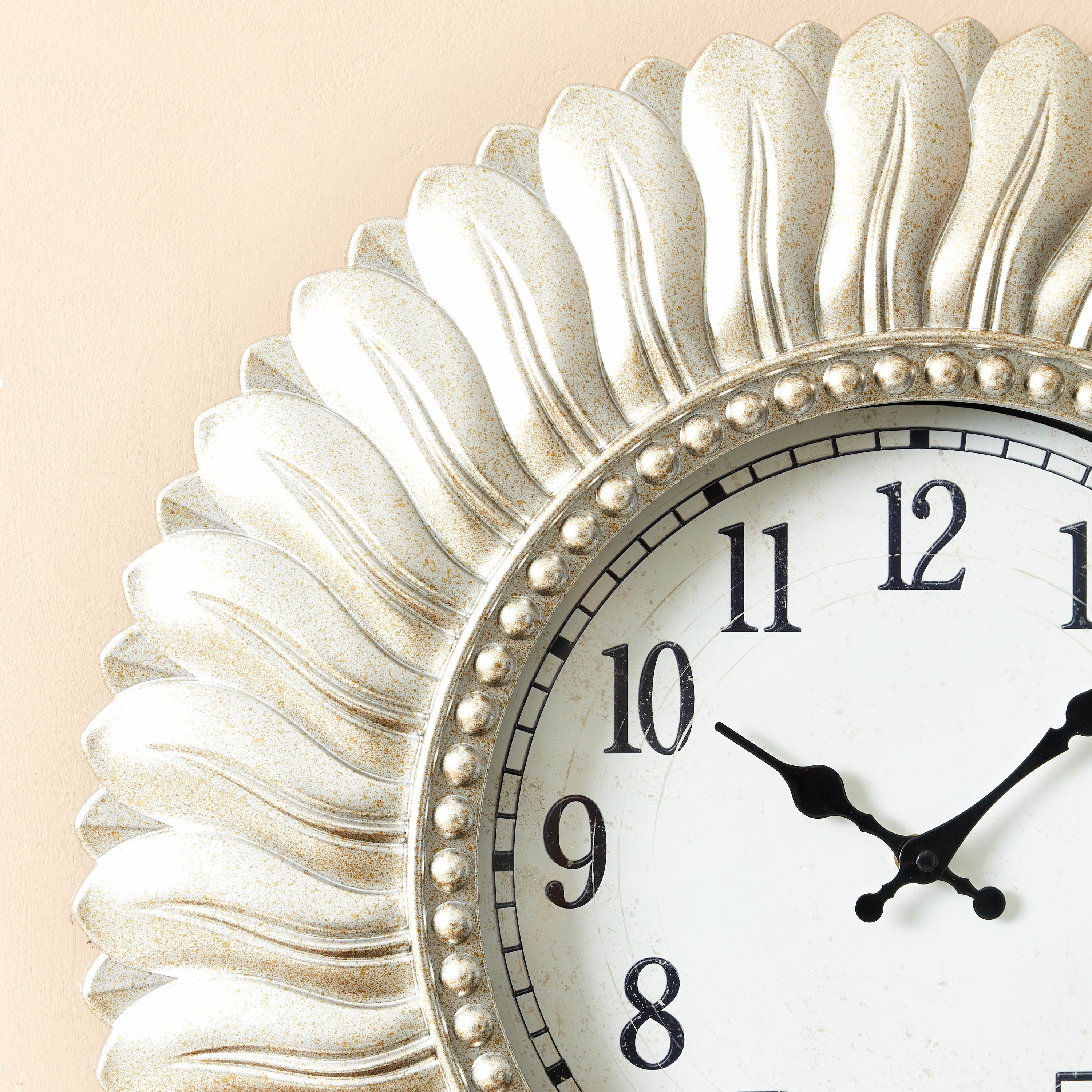 ساعة حائط من دلفين-hbxdiningroom-decorandaccessories-clocks-image-3