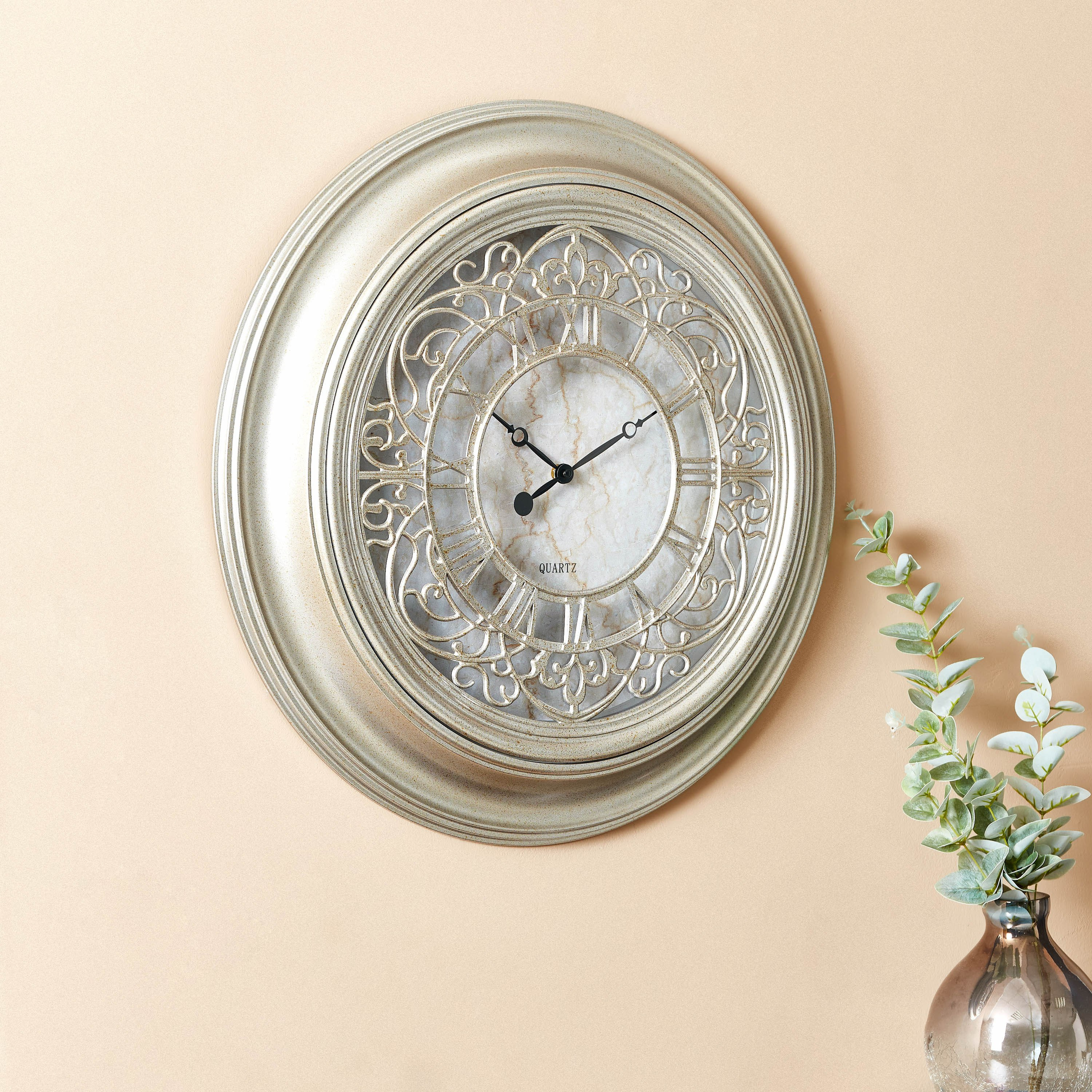 ساعة حائط بأرقام رومانية من دلفين-hbxdiningroom-decorandaccessories-clocks-image-2
