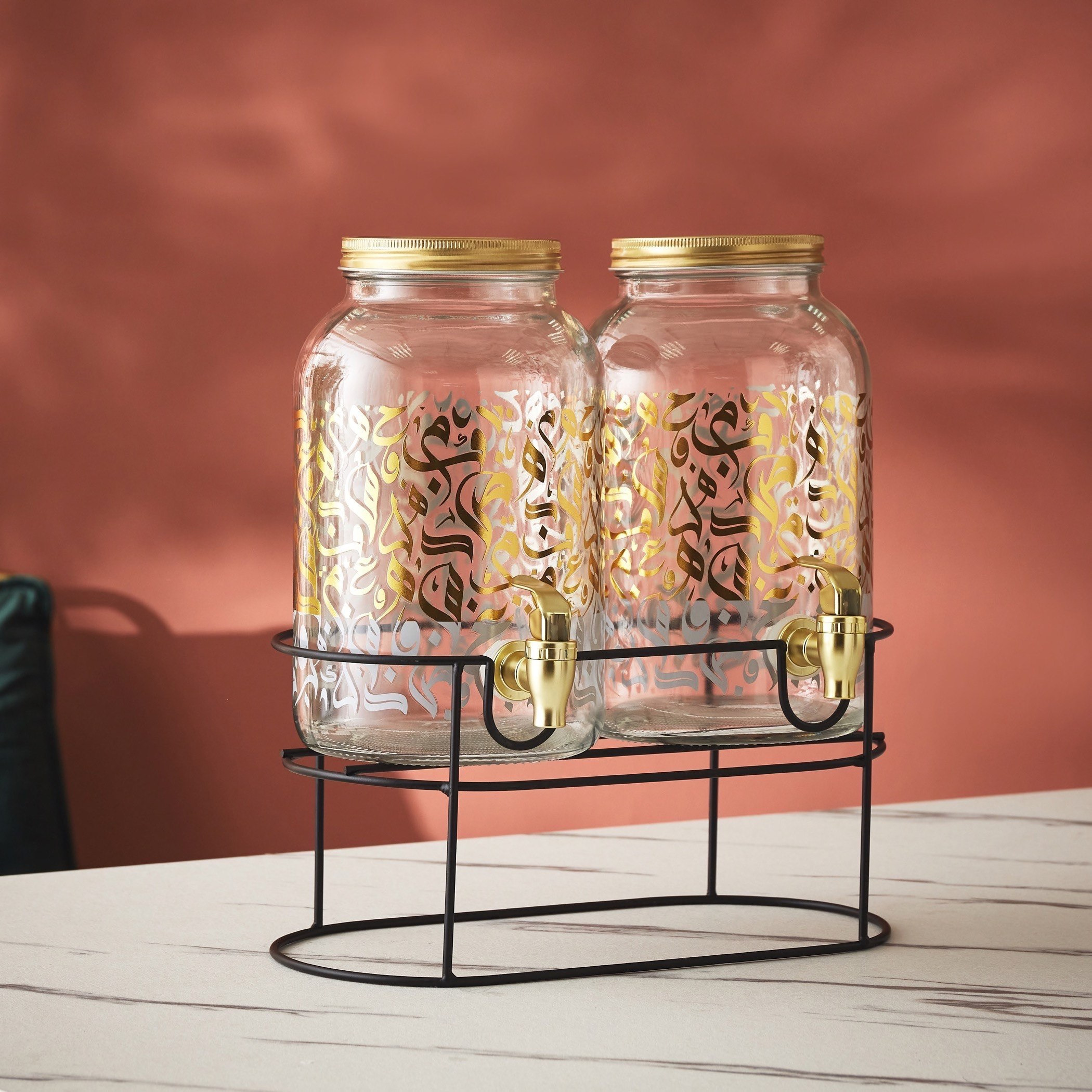 طقم موزع مشروبات وحامل من قطعتين بتصميم كاليجرافي - 3.7 لتر-hbxhomeware-hbxkitchen-image-2