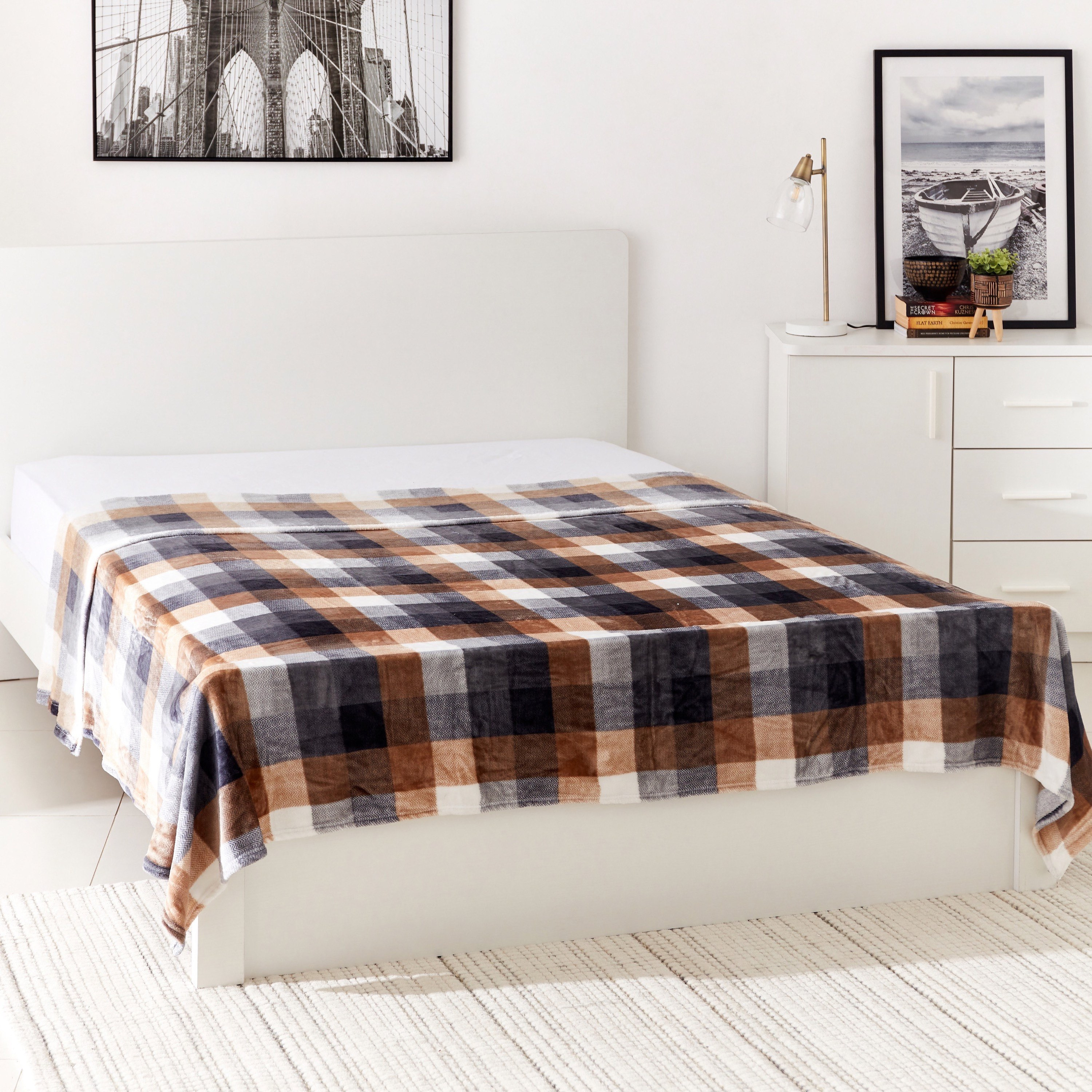 بطّانية مزدوجة كوين فلانيل بطبعات كاروهات من ماتريكس - 200x220 سم-hbxhomeware-hbxbedroom-image-1