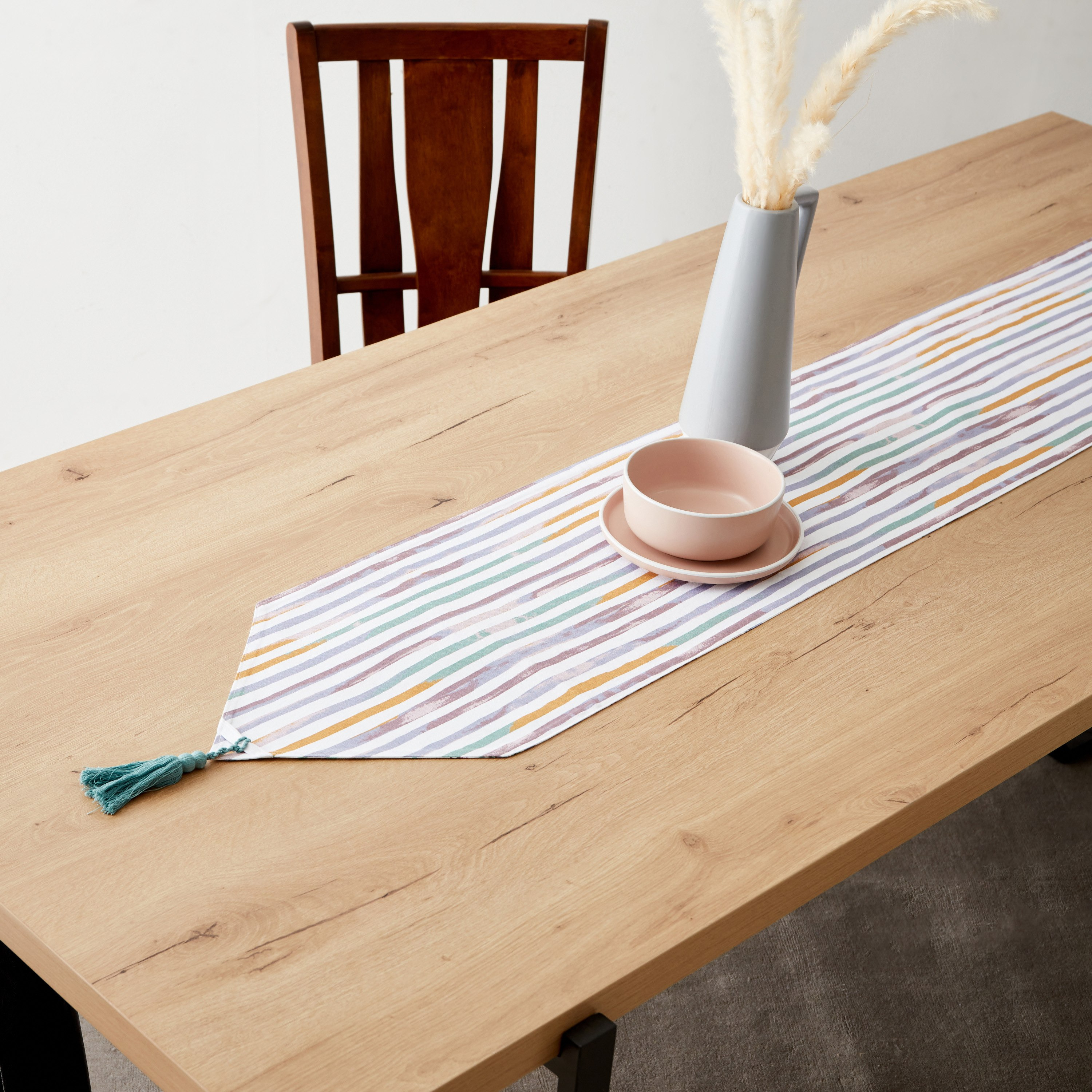 مفرش طاولة يستخدم على الوجهين من بايتون إلسا - 33x180 سم-hbxdecorandfurnishings-homefurnishings-tablelinens-image-2