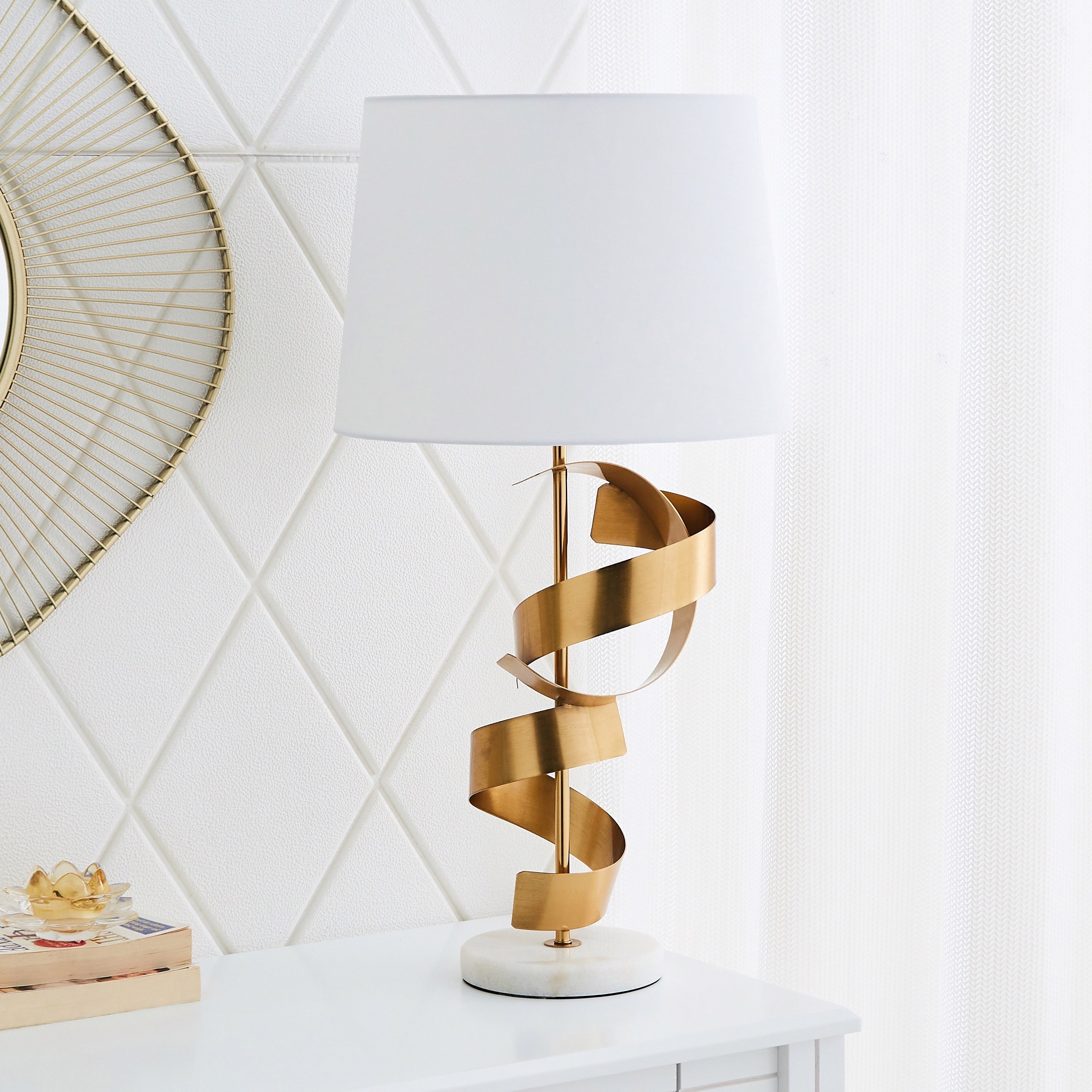 مصباح طاولة من المعدن المتين بقاعدة سيراميك من دييجو - 35x69 سم-hbxlivingroom-lighting-tablelamps-image-2