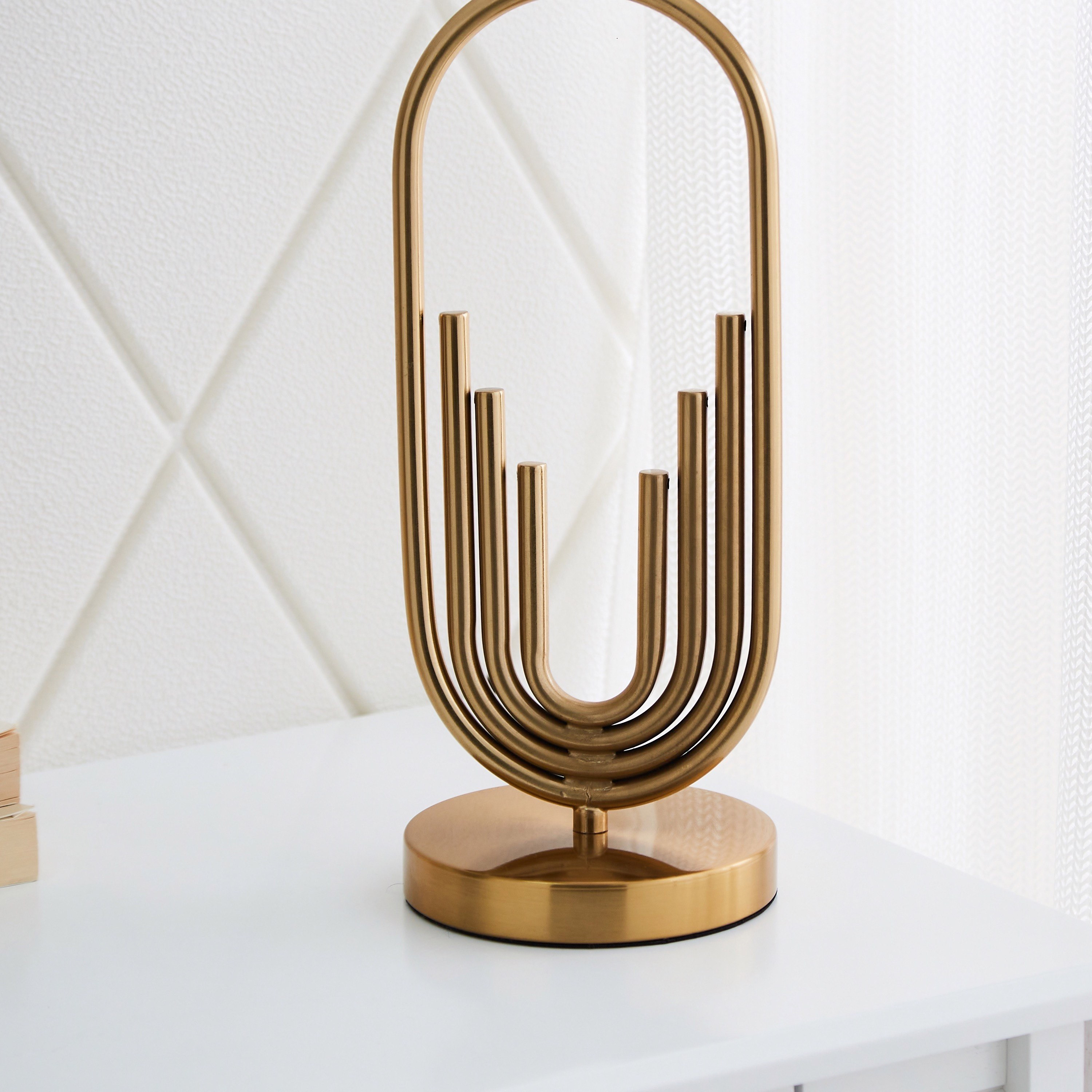 مصباح طاولة من المعدن الفاخر من دييجو - 33x57 سم-hbxlivingroom-lighting-tablelamps-image-3
