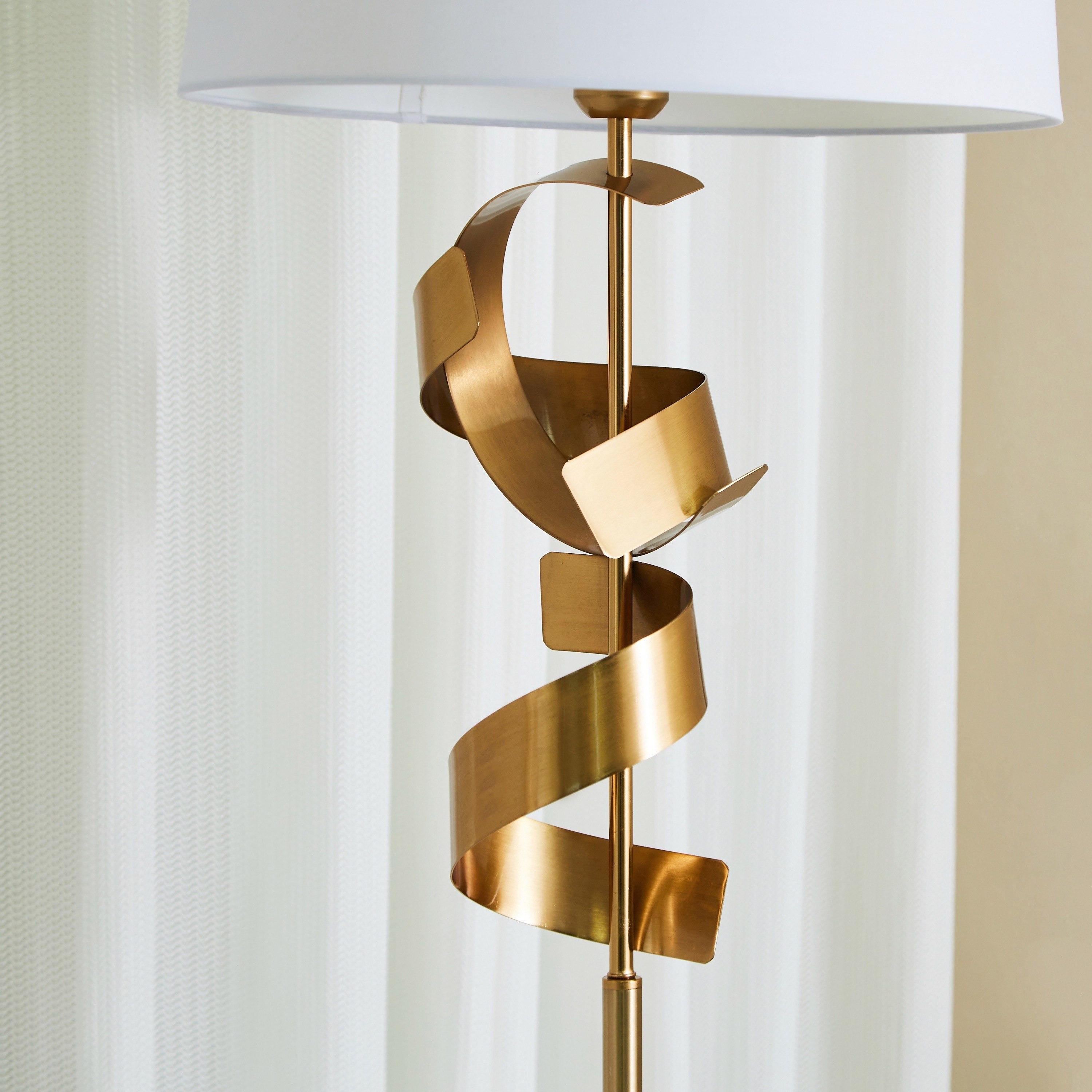 مصباح أرضية من المعدن الفاخر بقاعدة سيراميك من ليو - 41x176 سم-hbxhomeware-hbxdecorandfurnishings-image-3