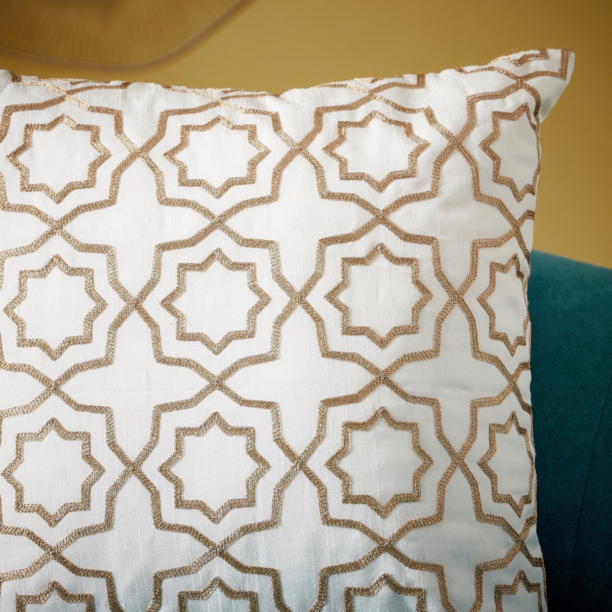 غطاء وسادة مطرز من أرابيسك - 45x45 سم-hbxhomeware-cushionsandcovers-cushioncovers-image-2
