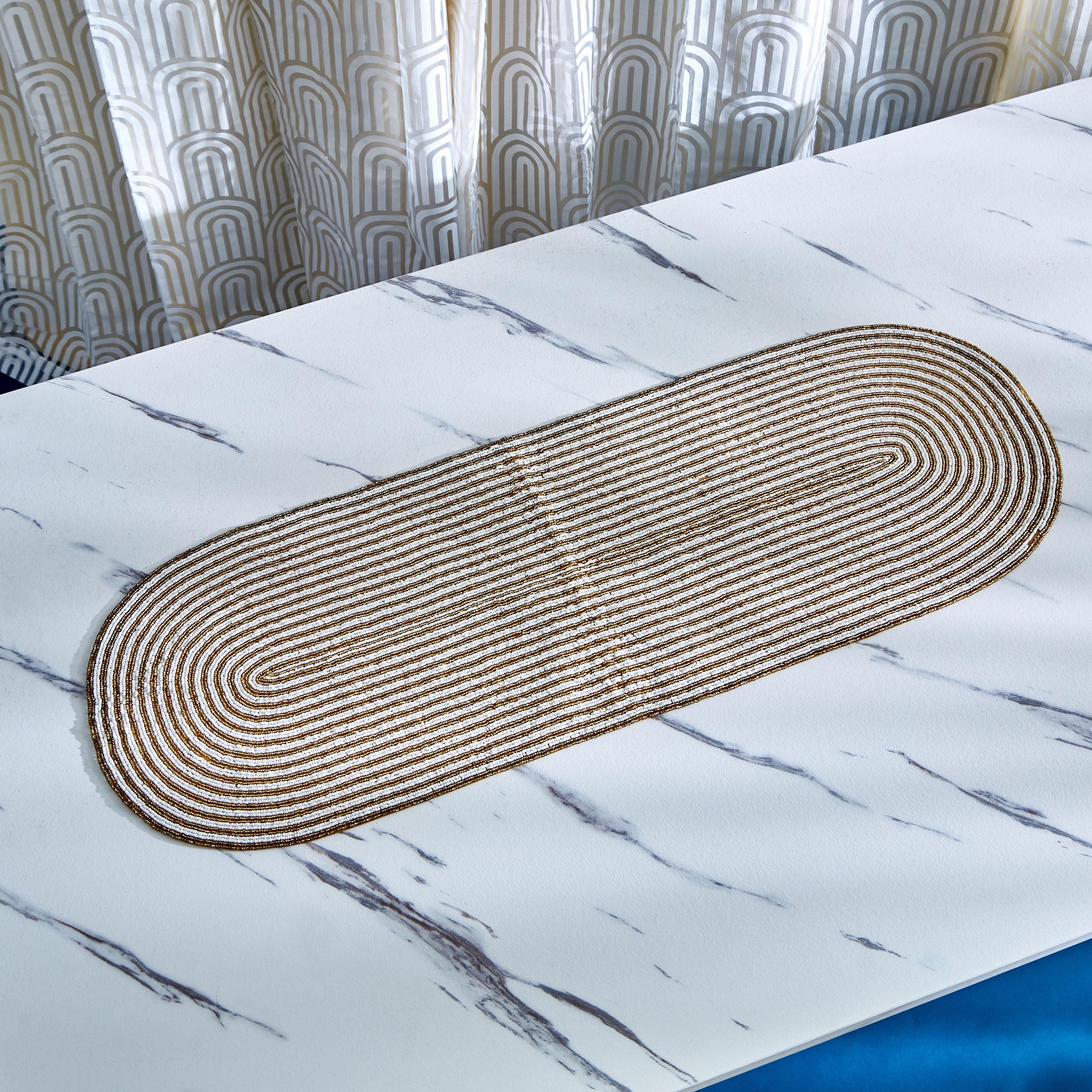 مفرش مزين بالخرز من أمبريدج ميا - 33×100 سم-hbxdecorandfurnishings-homefurnishings-tablelinens-image-2