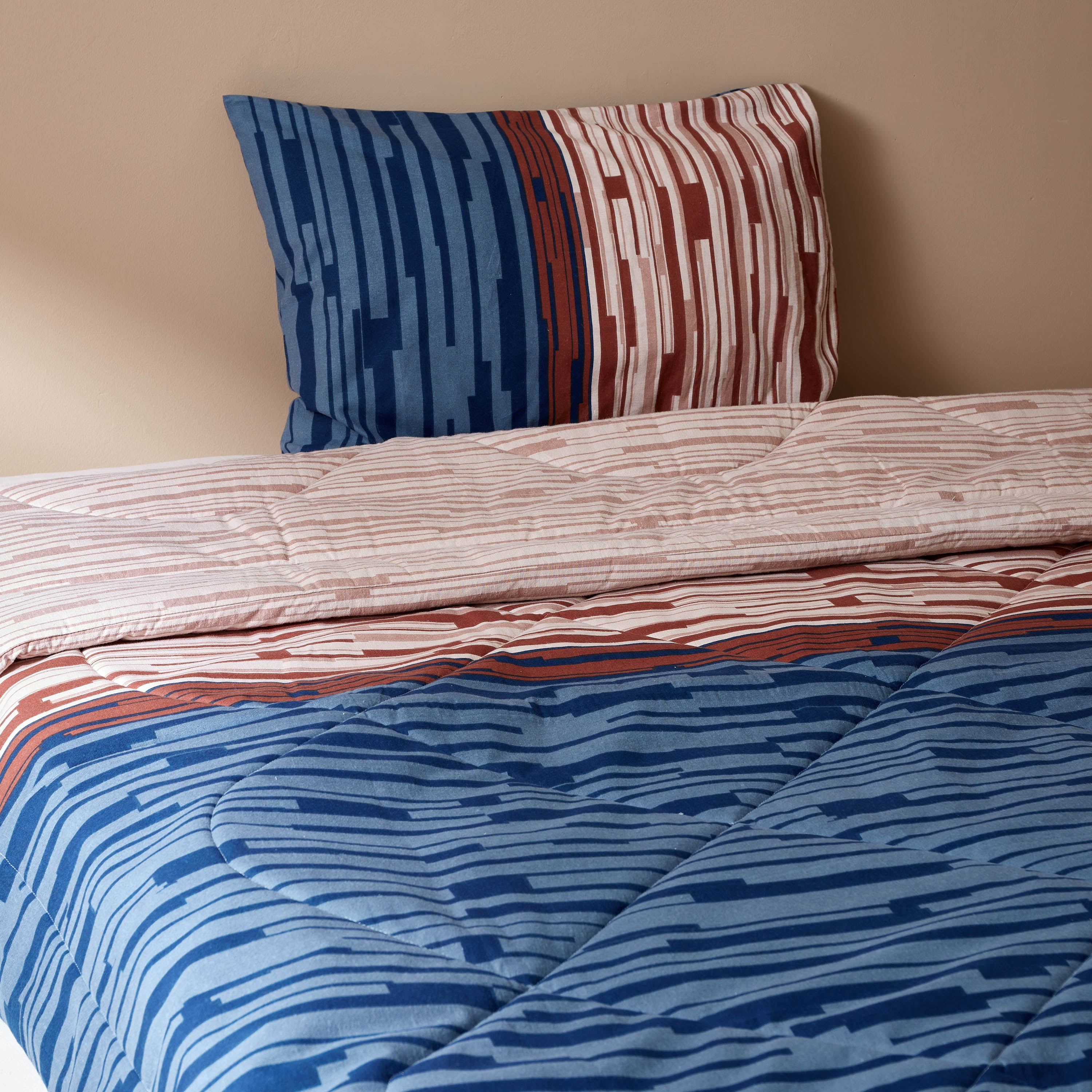 طقم لحاف قطن فلانيل مزدوج قطعتين من إيميري - 150x220 سم-hbxhomeware-hbxdecorandfurnishings-image-2