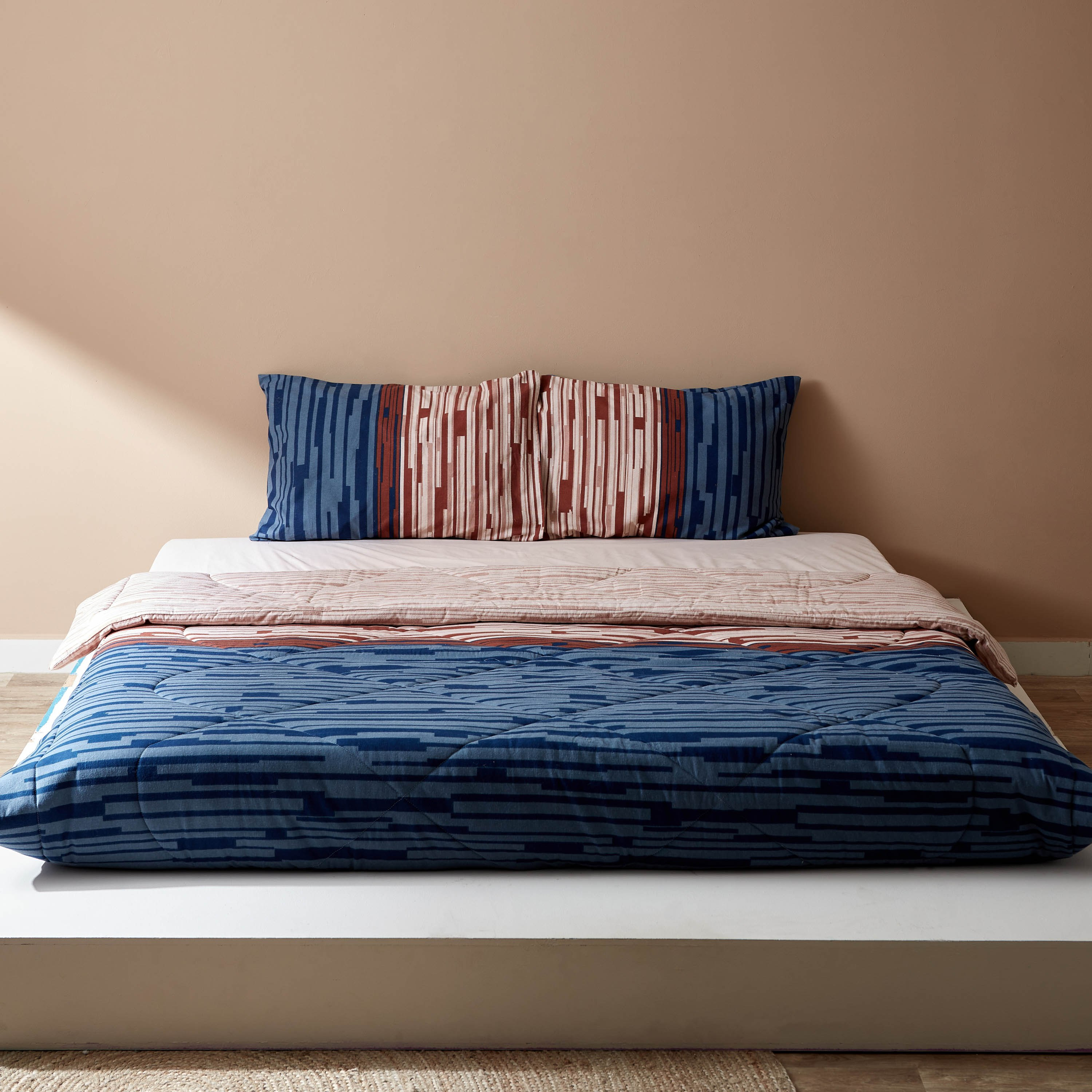 Emery 3-Piece Cotton Flannel King Comforter Set - 220x240 cm-hbxhomeware-hbxdecorandfurnishings-image-1