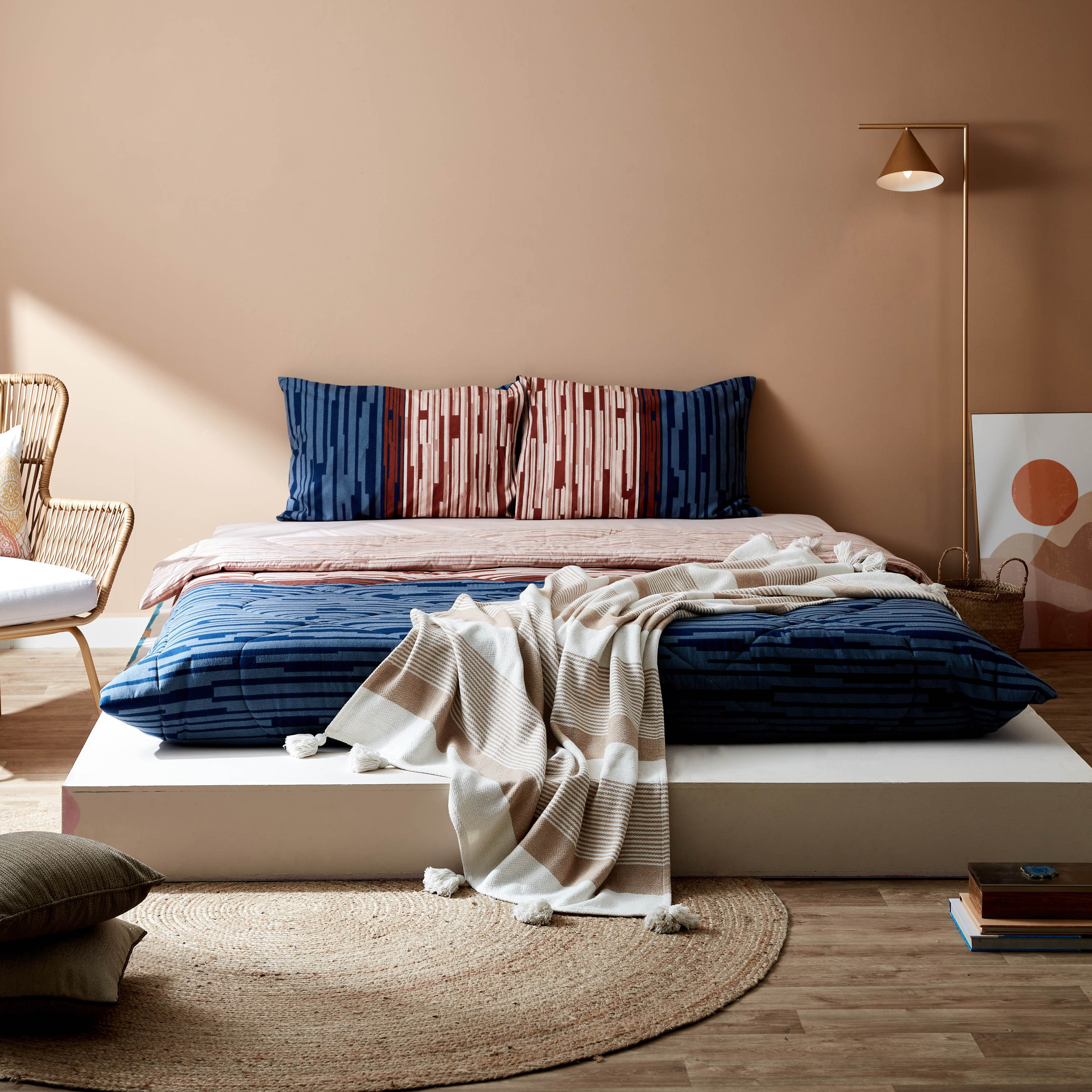 Emery 3-Piece Cotton Flannel King Comforter Set - 220x240 cm-hbxhomeware-hbxdecorandfurnishings-image-6