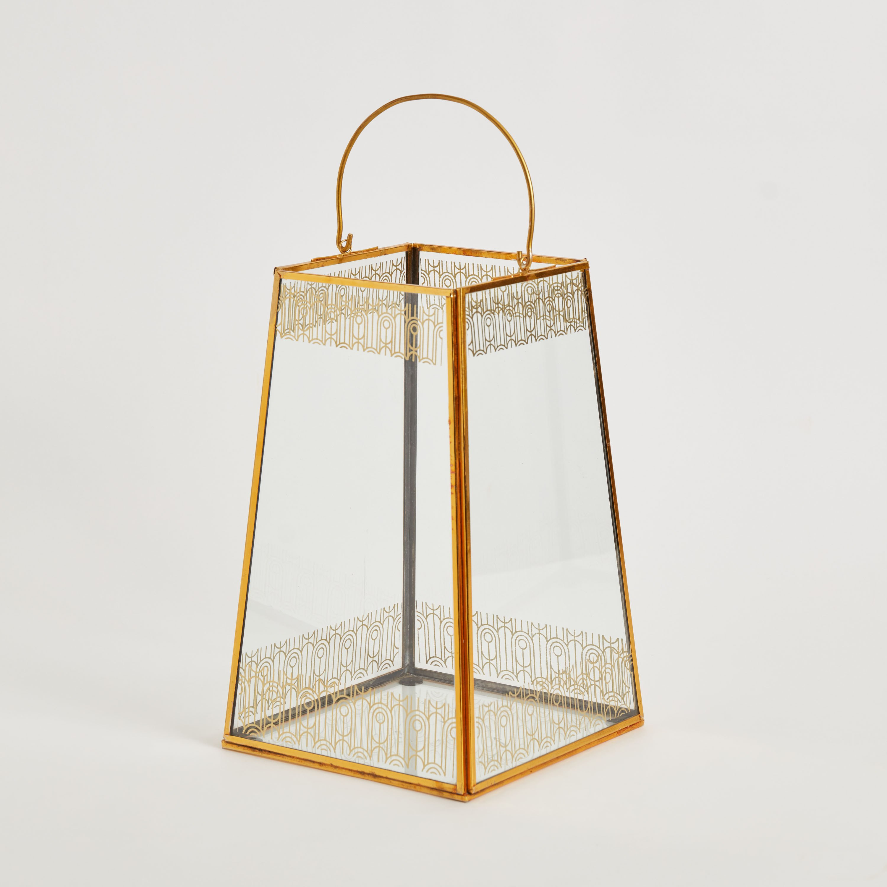حامل شموع مثلث طويل ميتاليك من آيكيز - 18x18x28 سم-hbxlivingroom-decorandaccessories-candleholders-image-8
