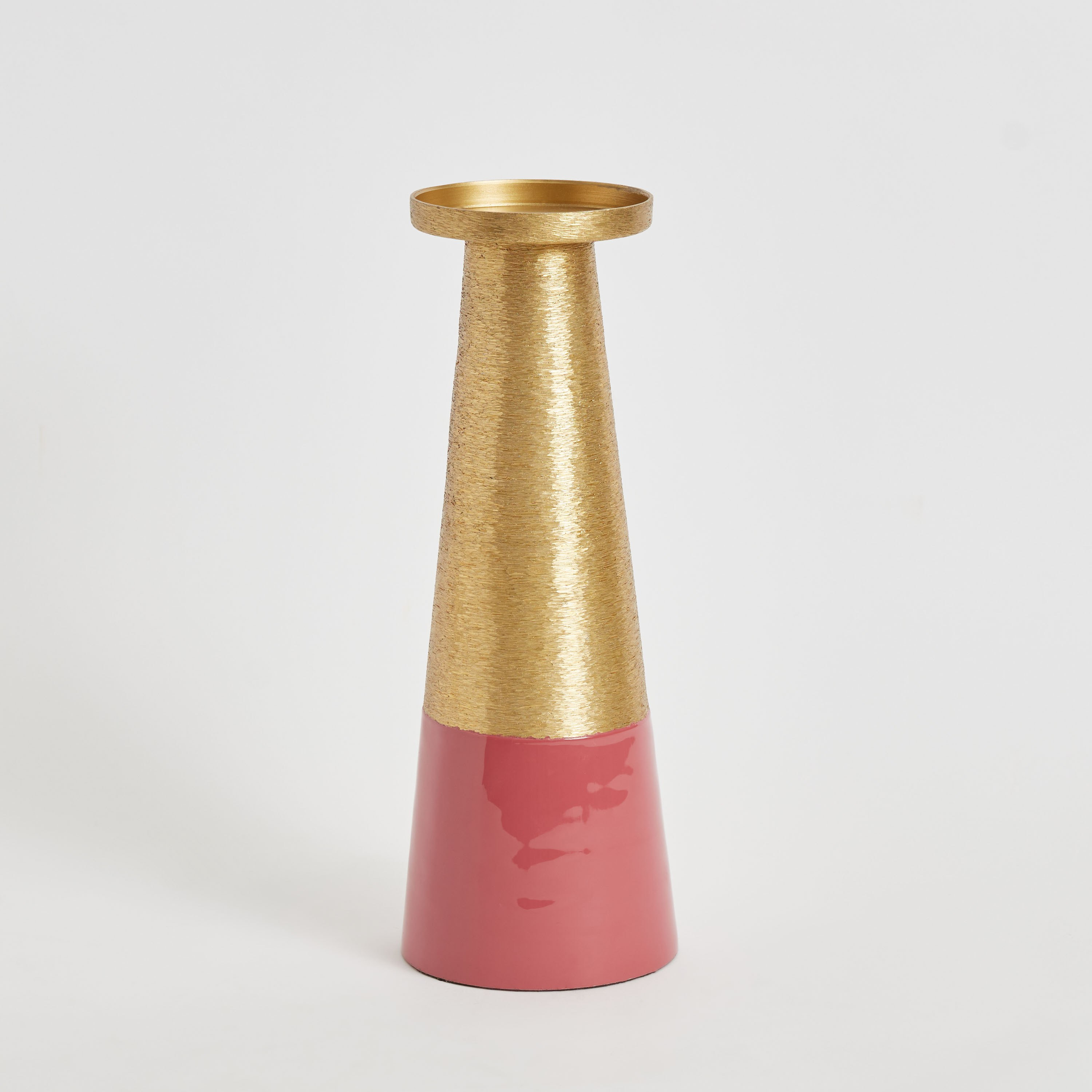 حامل شموع عمودي معدني كبير مطلي من آيكيز - 10x10x30 سم-hbxlivingroom-decorandaccessories-candleholders-image-7