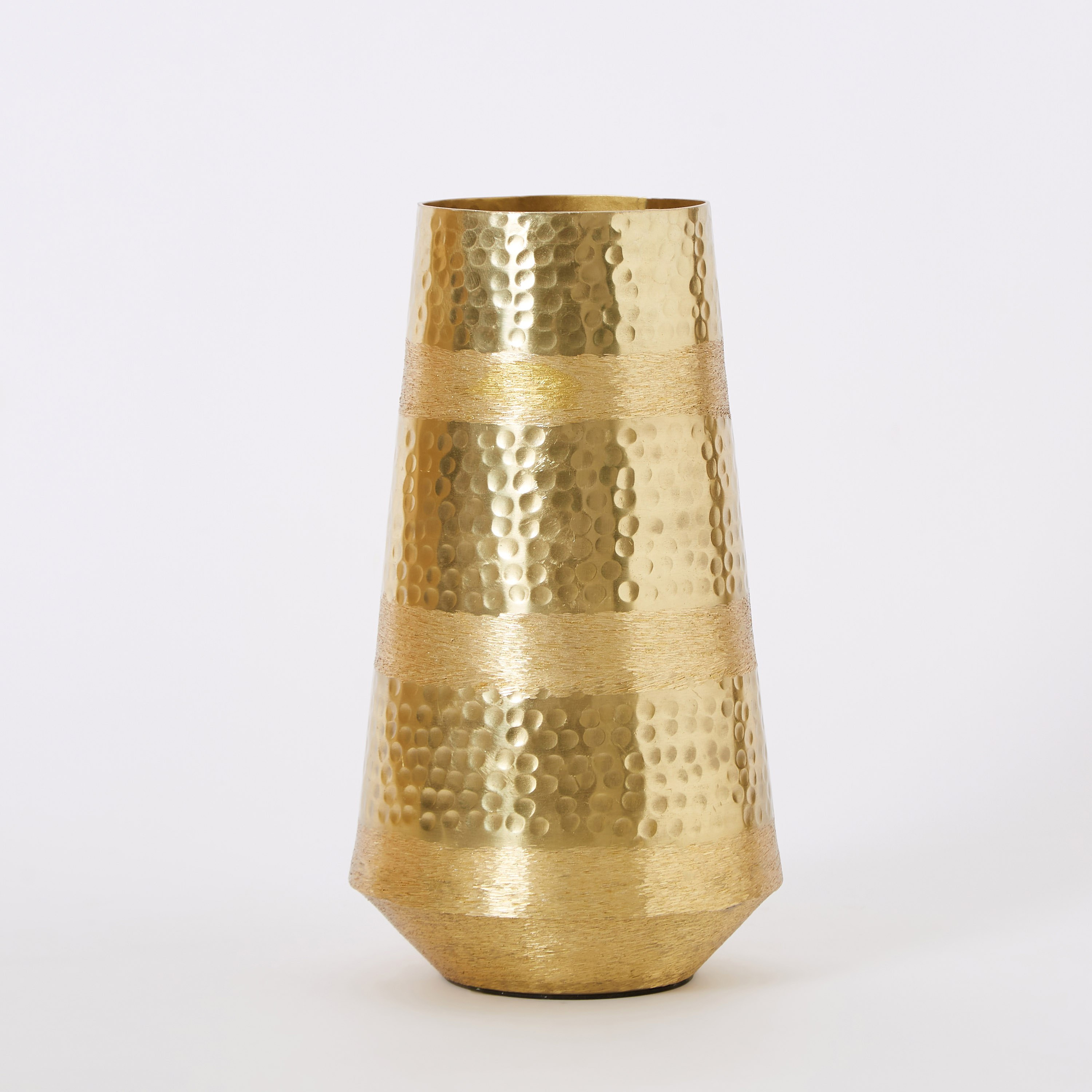 مزهرية معدن مخططة من آيكيز - 17x17x32 سم-hbxhomeware-hbxdecorandfurnishings-image-6