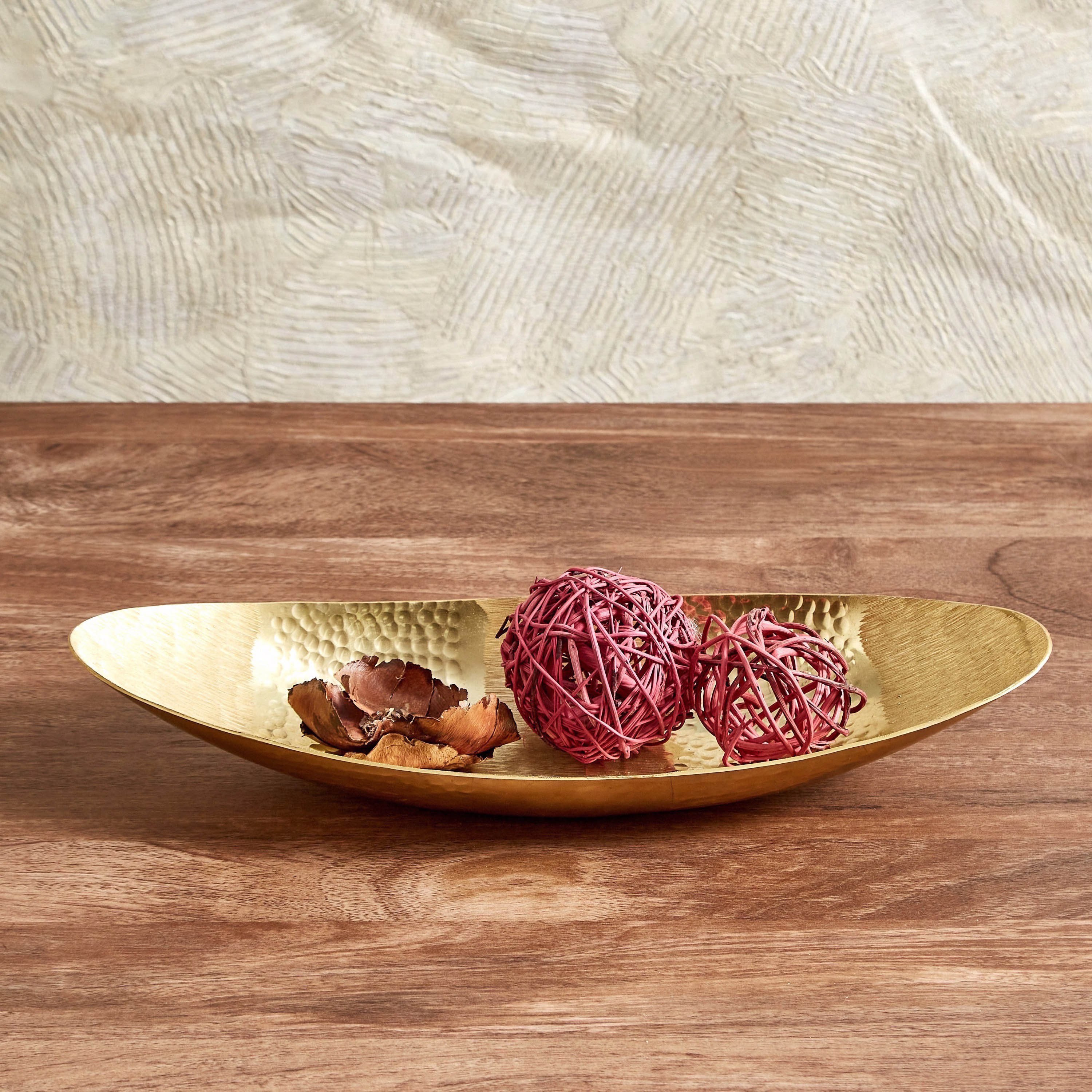 صحن معدني بتصميم قارب من آيكيز - 41×15×6 سم-hbxhomeware-hbxdecorandfurnishings-image-1