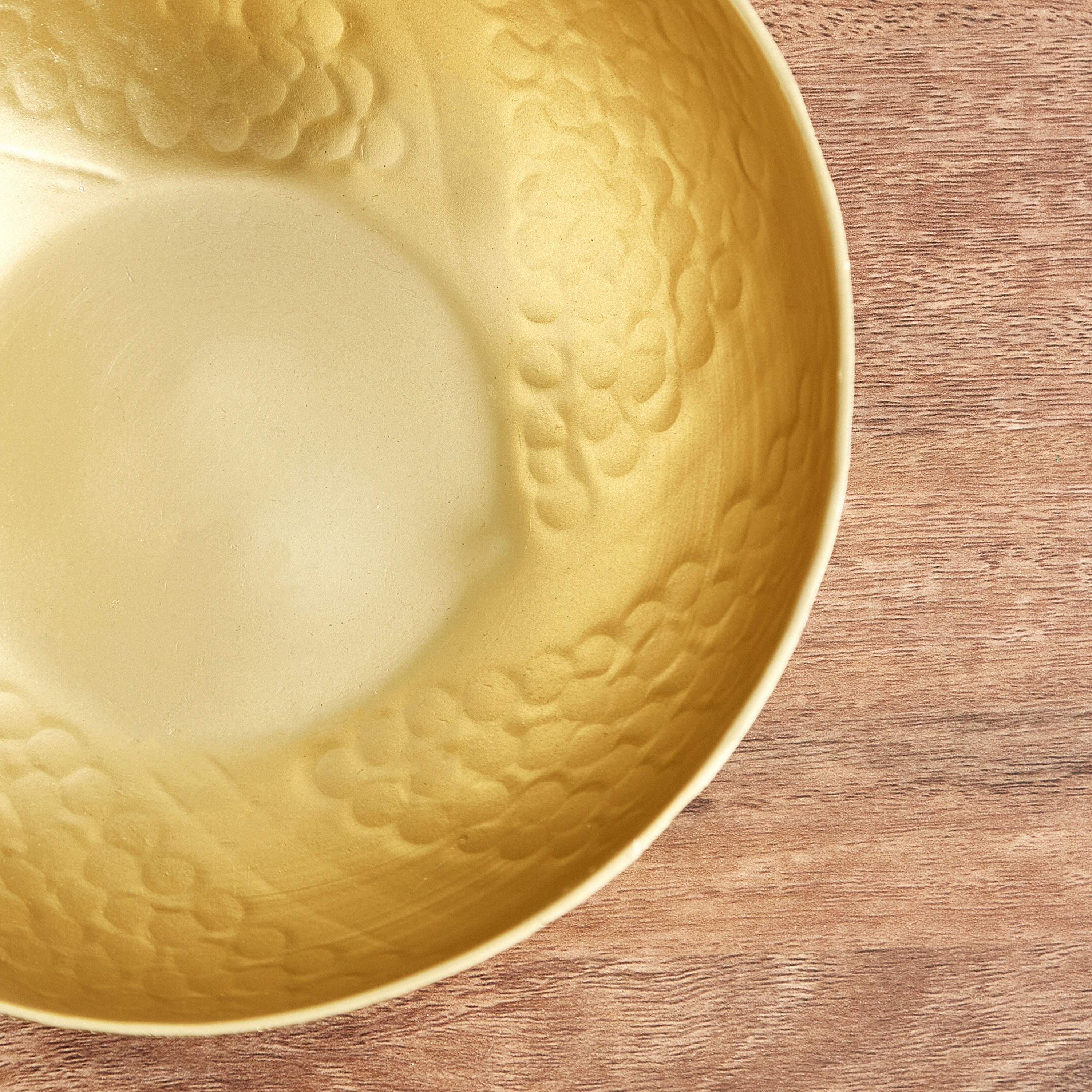 وعاء معدني مقلّم مطلي من آيكيز - 21x21x9 سم-hbxdecorandfurnishings-homeaccessories-bowls-image-3
