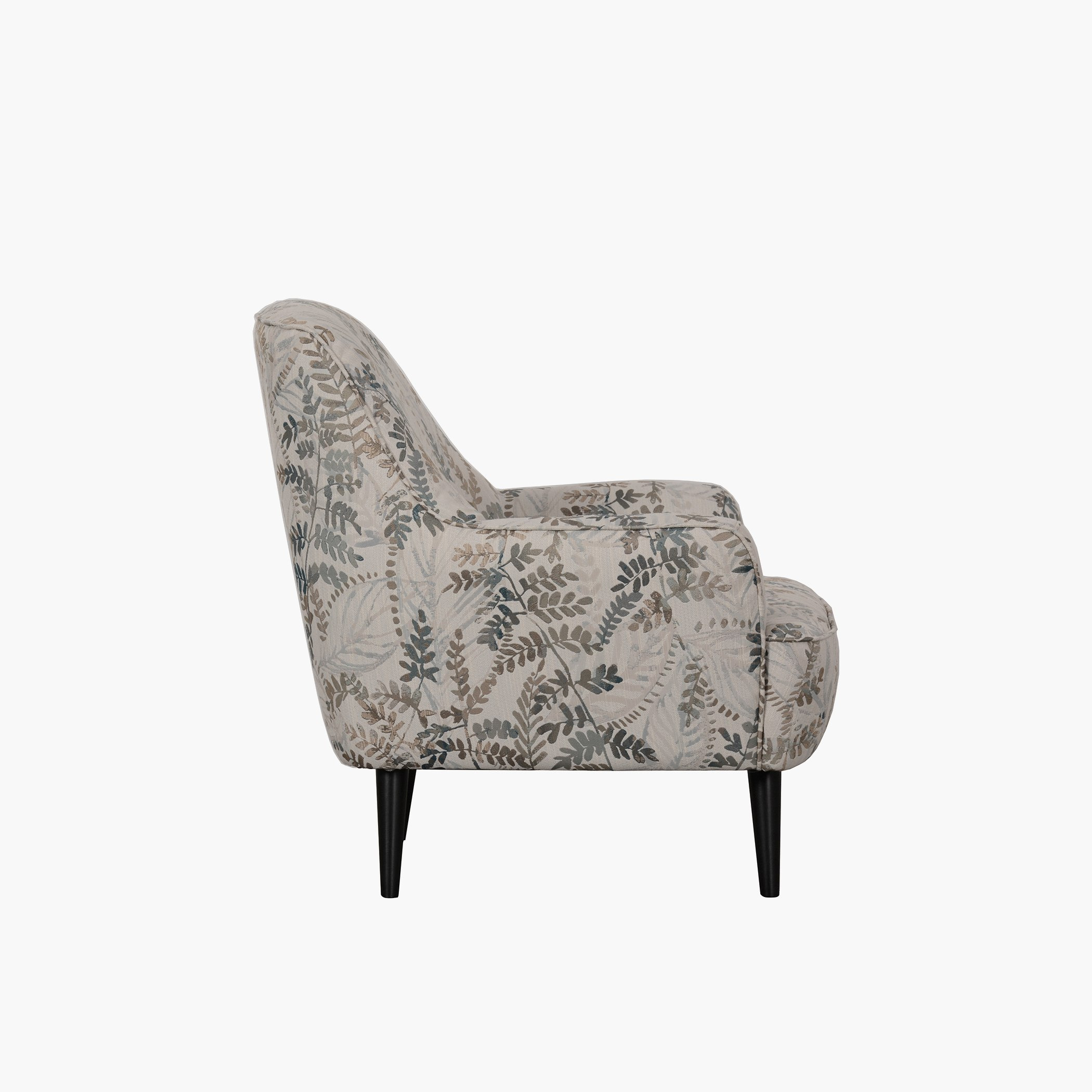 كرسي قماشي مزيّن من سيليست-hbxlivingroom-sofasandarmchairs-easychairs-image-5