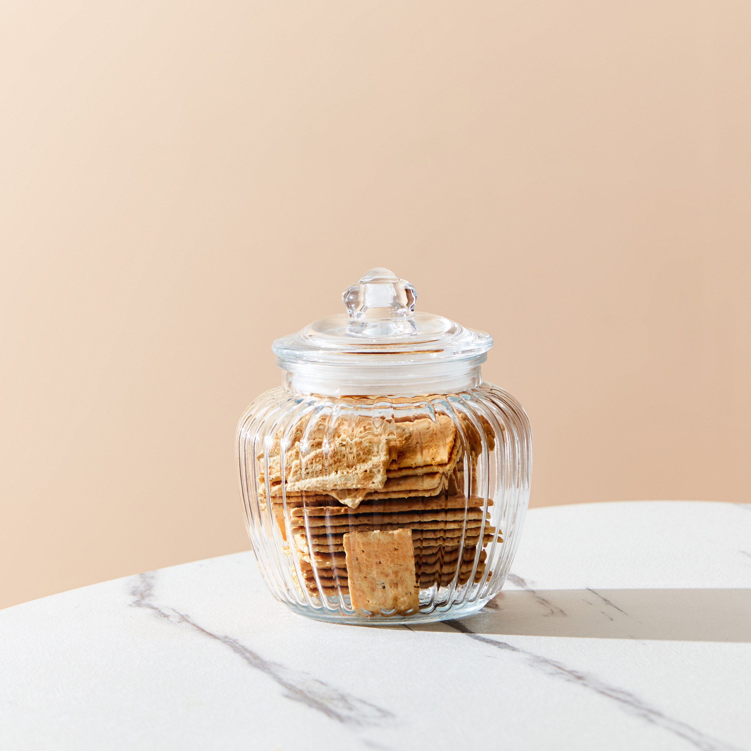 جرة زجاج مخططة من بيلي - 1.4 لتر-hbxhomeware-hbxkitchen-image-1