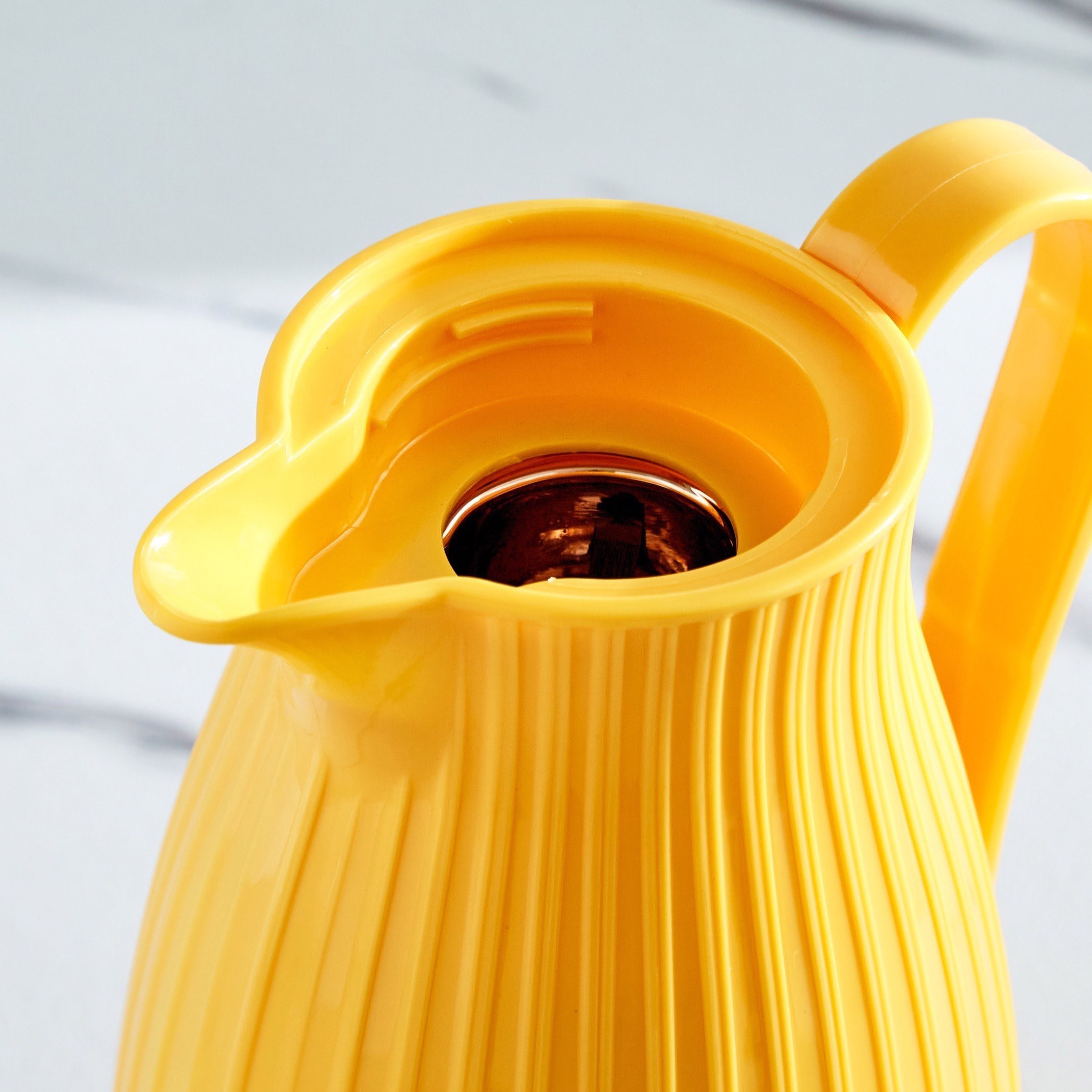 قارورة عازلة للحرارة مخططة من رويال - 1 لتر-hbxhomeware-hbxkitchen-image-3
